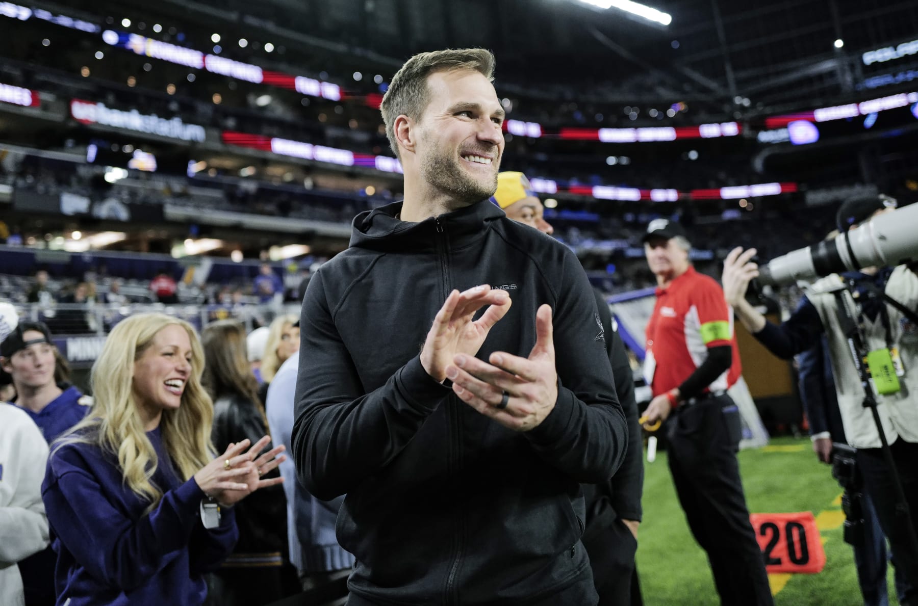MINNEAPOLIS, MINNESOTA - DECEMBER 31: Kirk Cousins #8 of the Minnesota Vikings looks on from the sidelines before the game against the Green Bay Packers at U.S. Bank Stadium on December 31, 2023 in Minneapolis, Minnesota. (Photo by Stephen Maturen/Getty Images)
