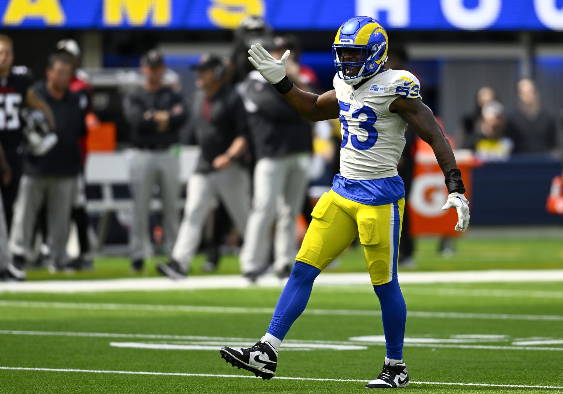 INGLEWOOD, CALIFORNIA - SEPTEMBER 18: Ernest Jones #53 of the Los Angeles Rams celebrates a stop during the second quarter against the Atlanta Falcons at SoFi Stadium on September 18, 2022 in Inglewood, California. (Photo by John McCoy/Getty Images)