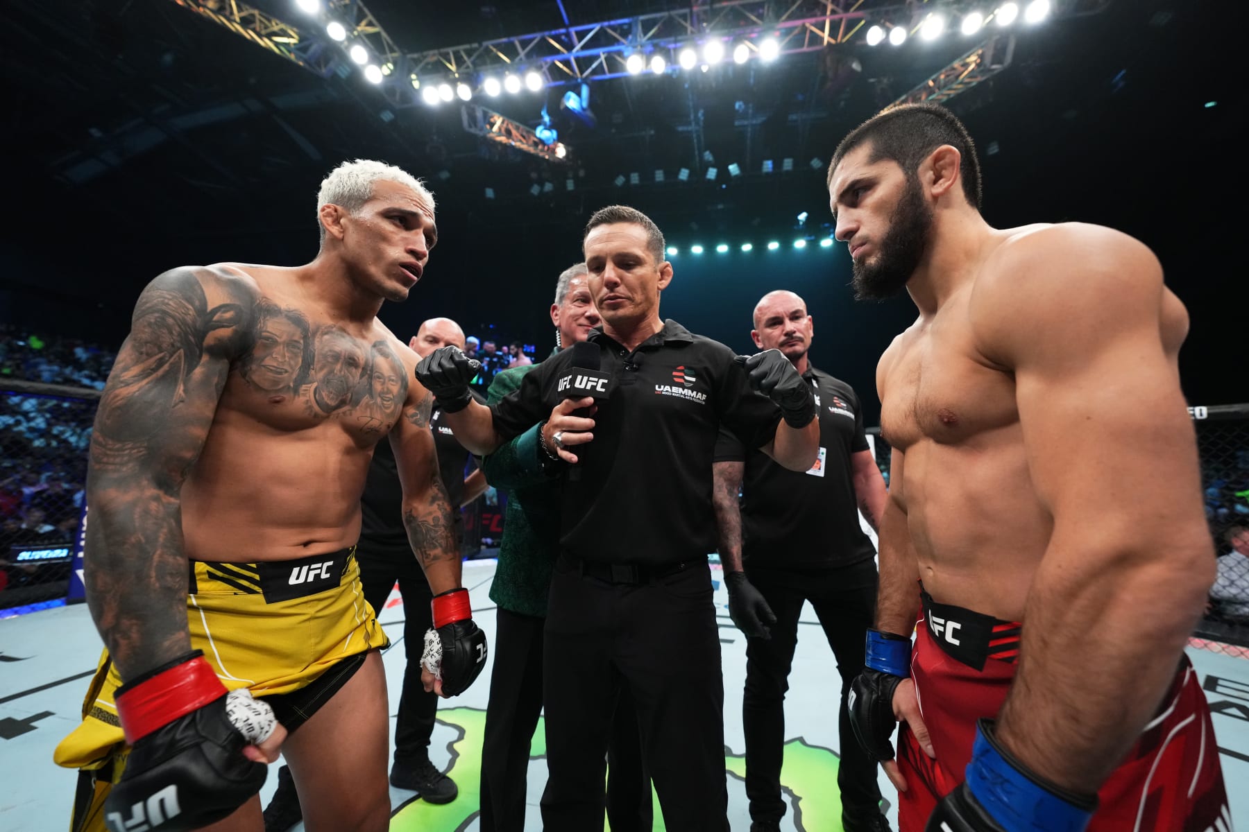 ABU DHABI, UNITED ARAB EMIRATES - OCTOBER 22: (L-R) Opponents Charles Oliveira of Brazil and Islam Makhachev of Russia face off prior to their UFC lightweight championship fight during the UFC 280 event at Etihad Arena on October 22, 2022 in Abu Dhabi, United Arab Emirates. (Photo by Chris Unger/Zuffa LLC)