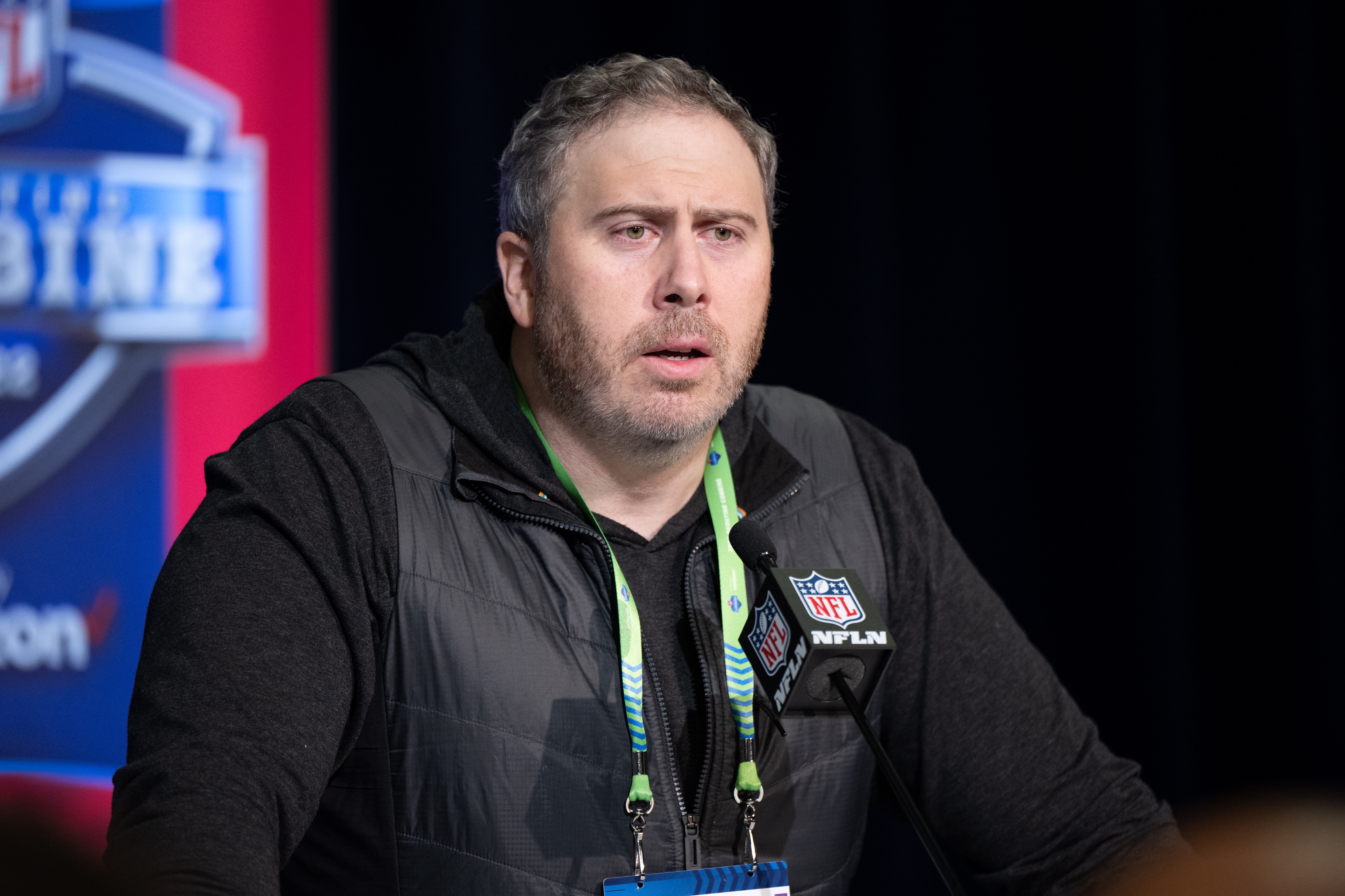 INDIANAPOLIS, IN - MARCH 01: Atlanta Falcons head coach Arthur Smith answers questions from the media during the NFL Scouting Combine on March 1, 2022, at the Indiana Convention Center in Indianapolis, IN. (Photo by Zach Bolinger/Icon Sportswire via Getty Images) INDIANAPOLIS, IN - MARCH 01: Atlanta Falcons head coach Arthur Smith answers questions from the media during the NFL Scouting Combine on March 1, 2022, at the Indiana Convention Center in Indianapolis, IN. (Photo by Zach Bolinger/Icon Sportswire via Getty Images)