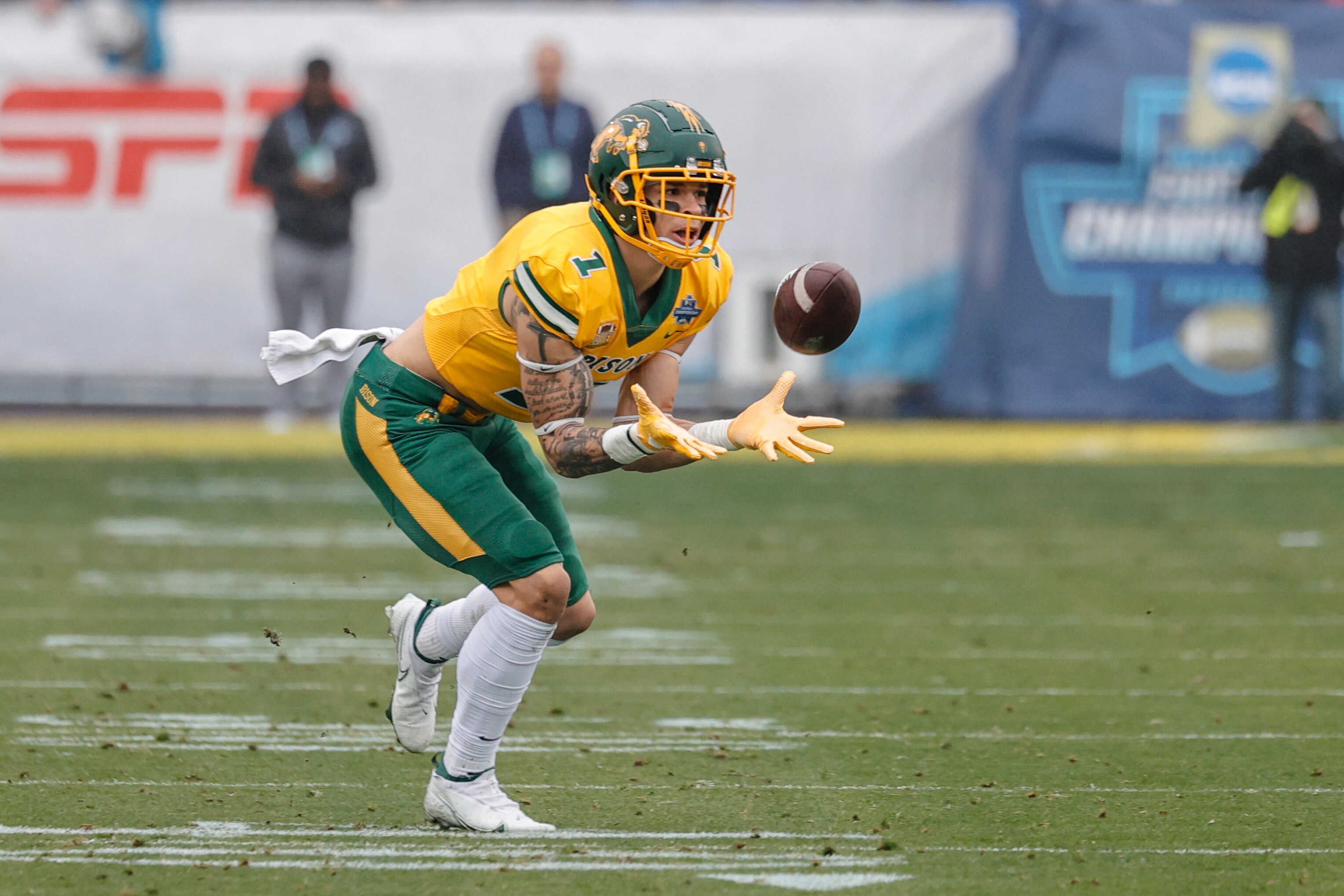 FRISCO, TX - JANUARY 08: North Dakota State Bison wide receiver Christian Watson (1) catches the football for a first down during the FCS Championship game between the North Dakota State Bison and the Montana State Bobcats on January 8, 2022 at Toyota Stadium in Frisco, Texas. (Photo by Matthew Pearce/Icon Sportswire via Getty Images)