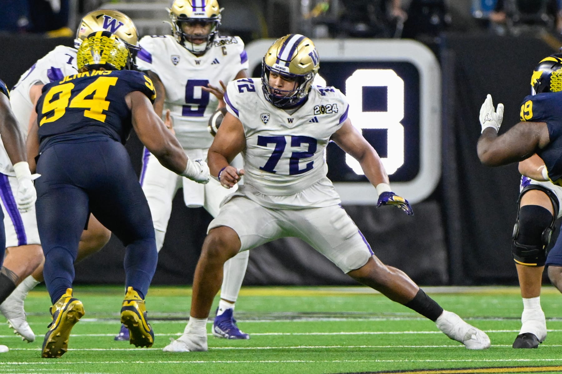 Former Washington Huskies offensive lineman Parker Brailsford will play at Alabama in 2024. 