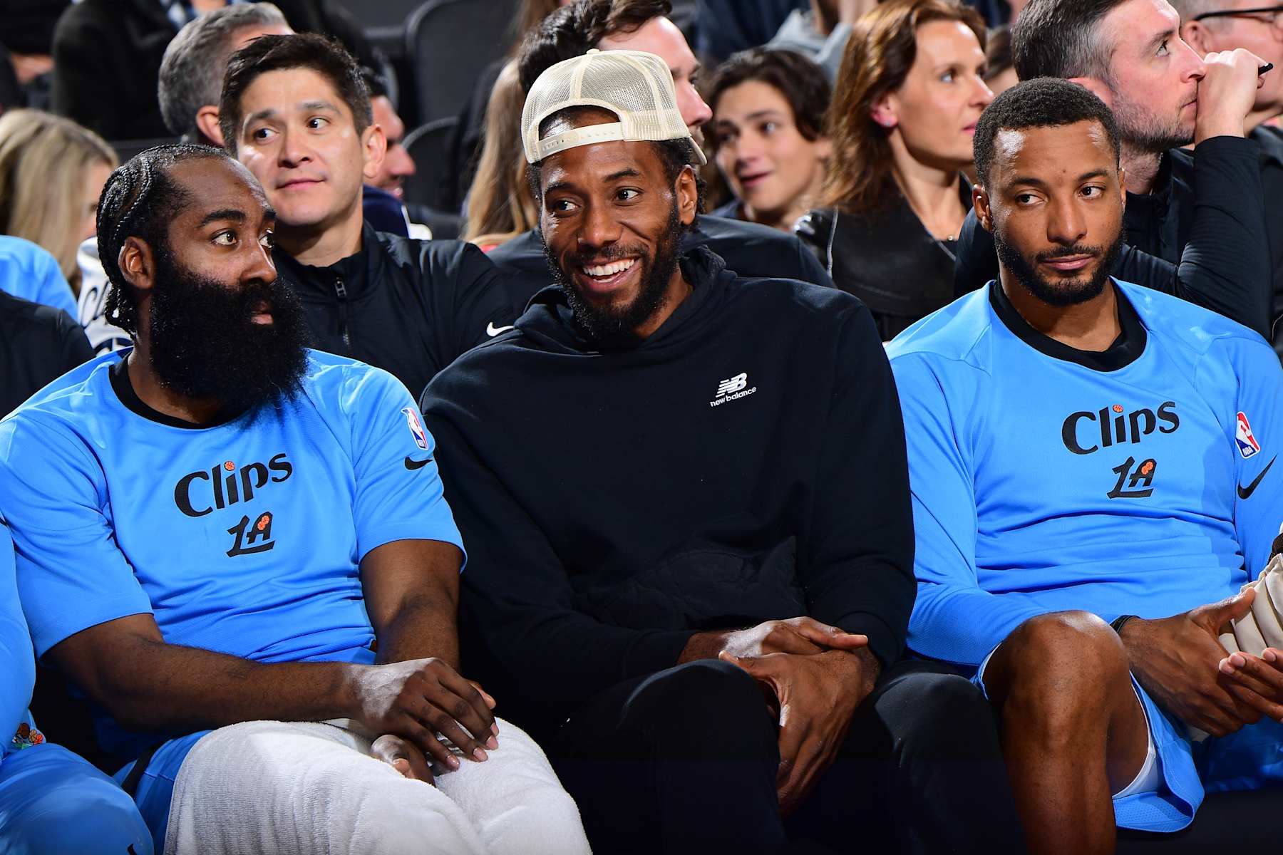 INGLEWOOD, CA - November 17:  Kawhi Leonard #2 of the LA Clippers smiles during the game against the Utah Jazz on November 17, 2024 at Intuit Dome in Los Angeles, California. NOTE TO USER: User expressly acknowledges and agrees that, by downloading and/or using this Photograph, user is consenting to the terms and conditions of the Getty Images License Agreement. Mandatory Copyright Notice: Copyright 2024 NBAE (Photo by Adam Pantozzi/NBAE via Getty Images)