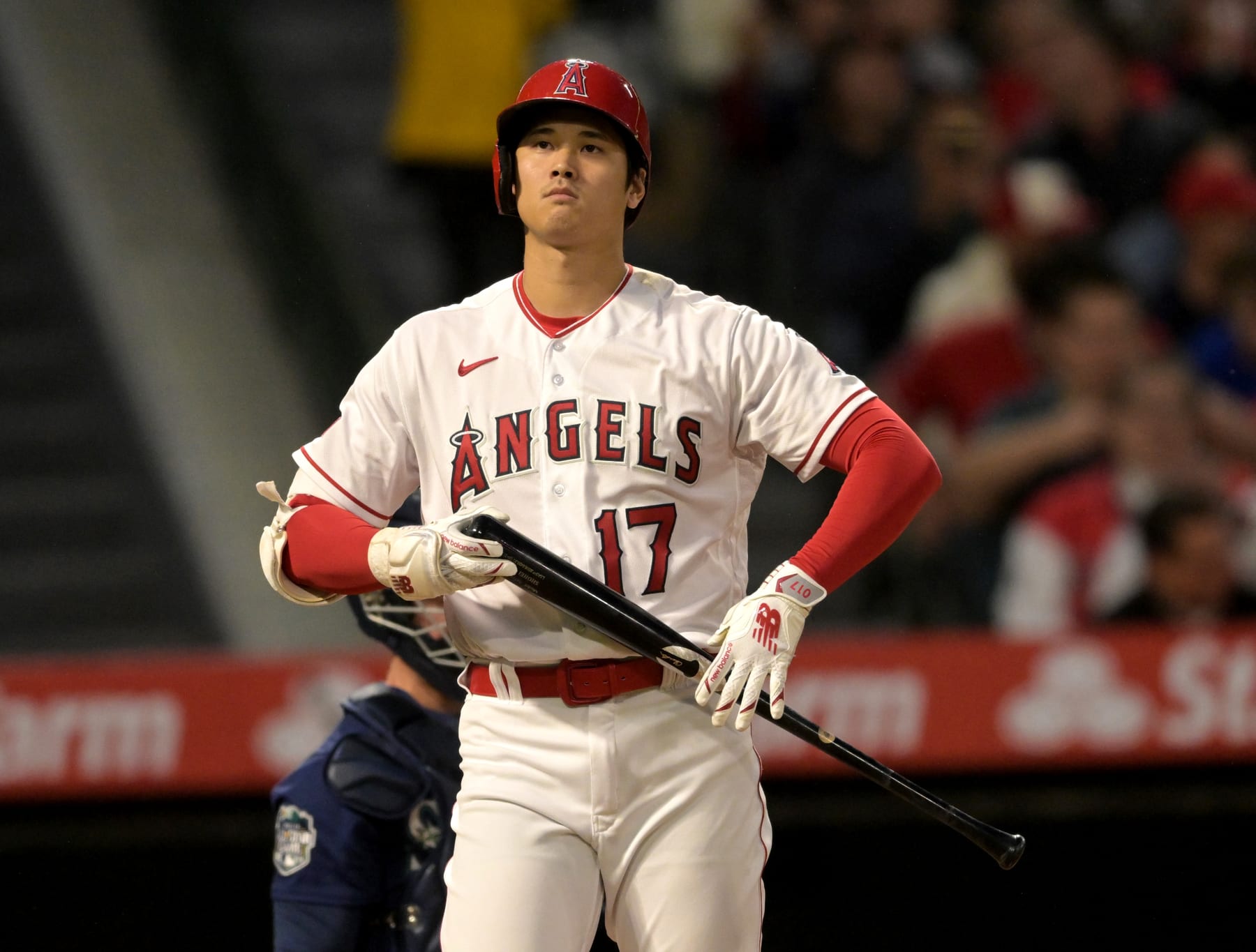 ANAHEIM, CALIFORNIA - JUNE 10: Shohei Ohtani #17 of the Los Angeles Angels at bat against the Seattle Mariners at Angel Stadium of Anaheim on June 10, 2023 in Anaheim, California. (Photo by Jayne Kamin-Oncea/Getty Images)