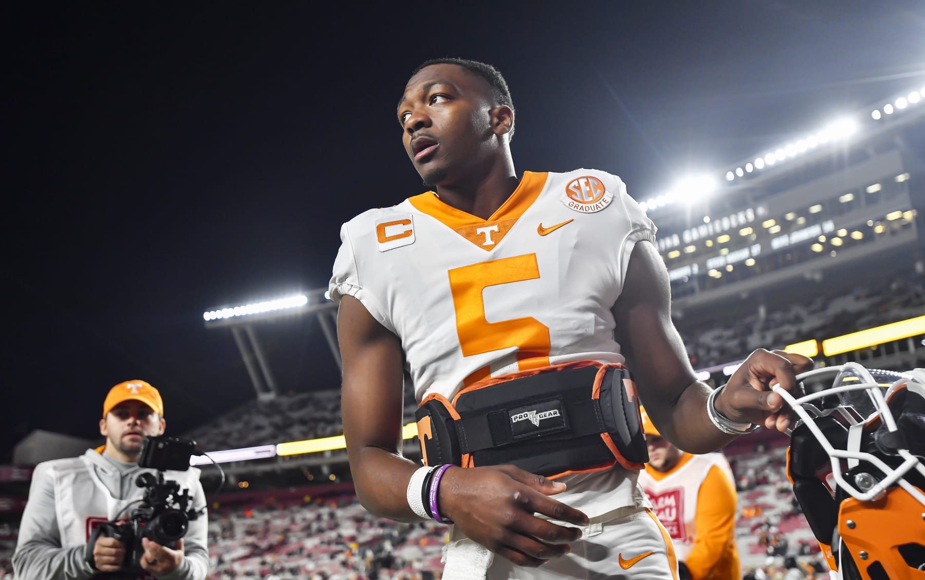 COLUMBIA, SC - November 19: Tennessee Volunteers quarterback Hendon Hooker gets ready to run onto the field during pregame of a college football game between the Tennessee Volunteers and South Carolina Gamecocks at Williams-Brice Stadium on Saturday, November 19, 2022 in Columbia, SC. (Photo by Austin McAfee/Icon Sportswire via Getty Images)