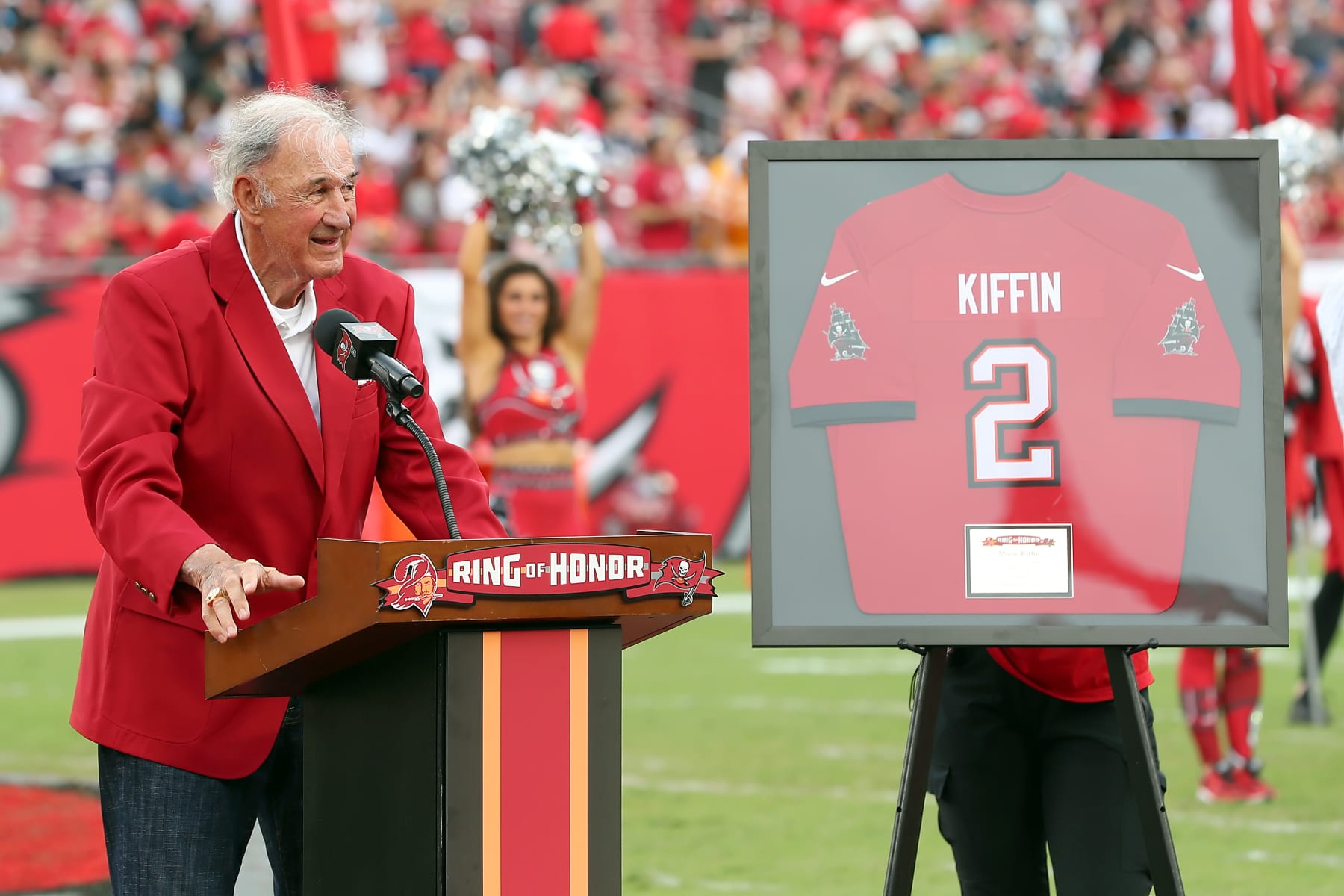 TAMPA, FL - SEPTEMBER 19: Former Tampa Bay Buccaneers Defensive Coordinator Monte Kiffin is inducted into the Buccaneers Ring of Honor at half-time during the regular season game between the Atlanta Falcons and the Tampa Bay Buccaneers on September 19, 2021 at Raymond James Stadium in Tampa, Florida. (Photo by Cliff Welch/Icon Sportswire via Getty Images)
