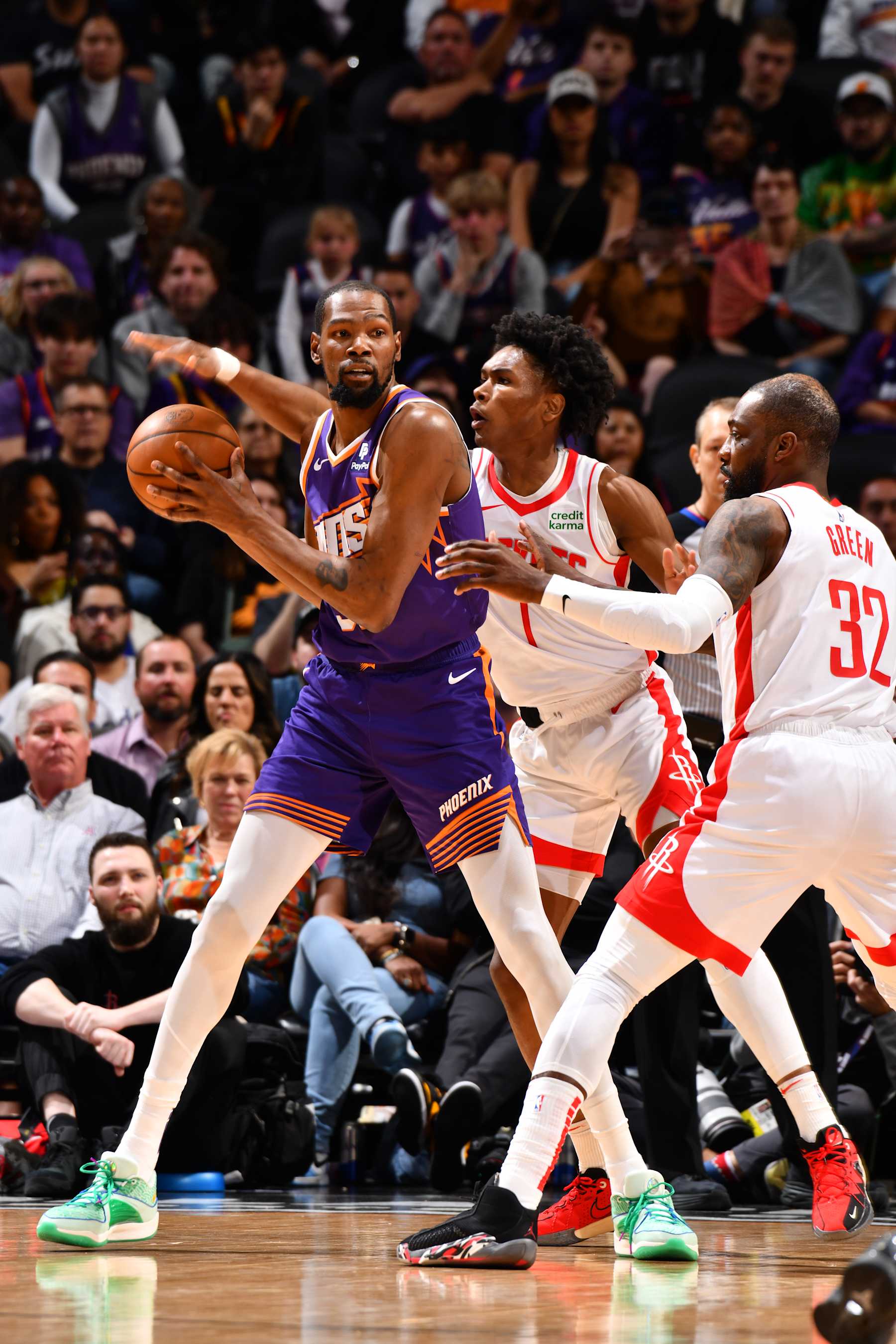 PHOENIX, AZ - MARCH 2: Kevin Durant #35 of the Phoenix Suns handles the ball during the game against the Houston Rockets on March 2, 2024 at Footprint Center in Phoenix, Arizona. NOTE TO USER: User expressly acknowledges and agrees that, by downloading and or using this photograph, user is consenting to the terms and conditions of the Getty Images License Agreement. Mandatory Copyright Notice: Copyright 2024 NBAE (Photo by Barry Gossage/NBAE via Getty Images)