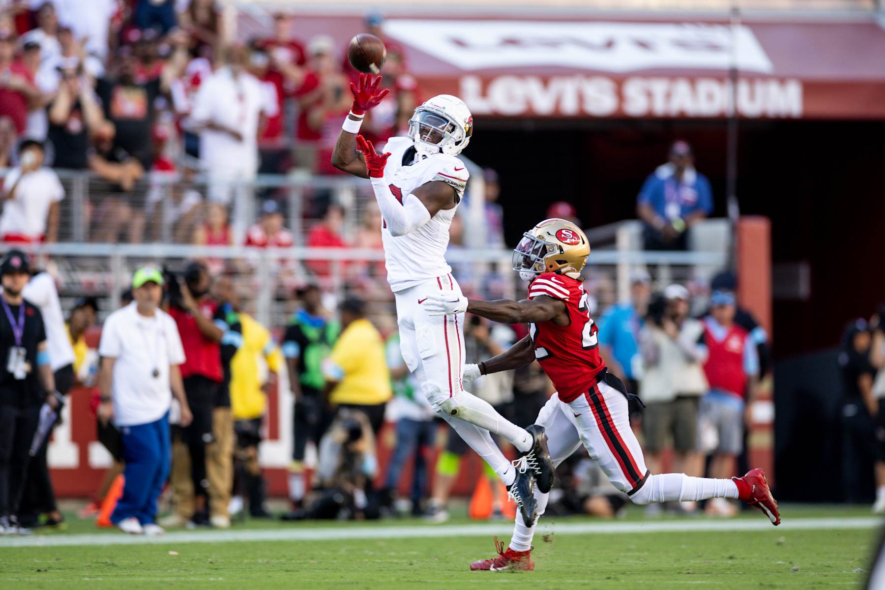 SANTA CLARA, CALIFORNIA - OCTOBER 6: Marvin Harrison Jr. #18 of the Arizona Cardinals completes a catch during an NFL Football game against the San Francisco 49ers at Levi's Stadium on October 06, 2024 in Santa Clara, California. (Photo by Michael Owens/Getty Images)