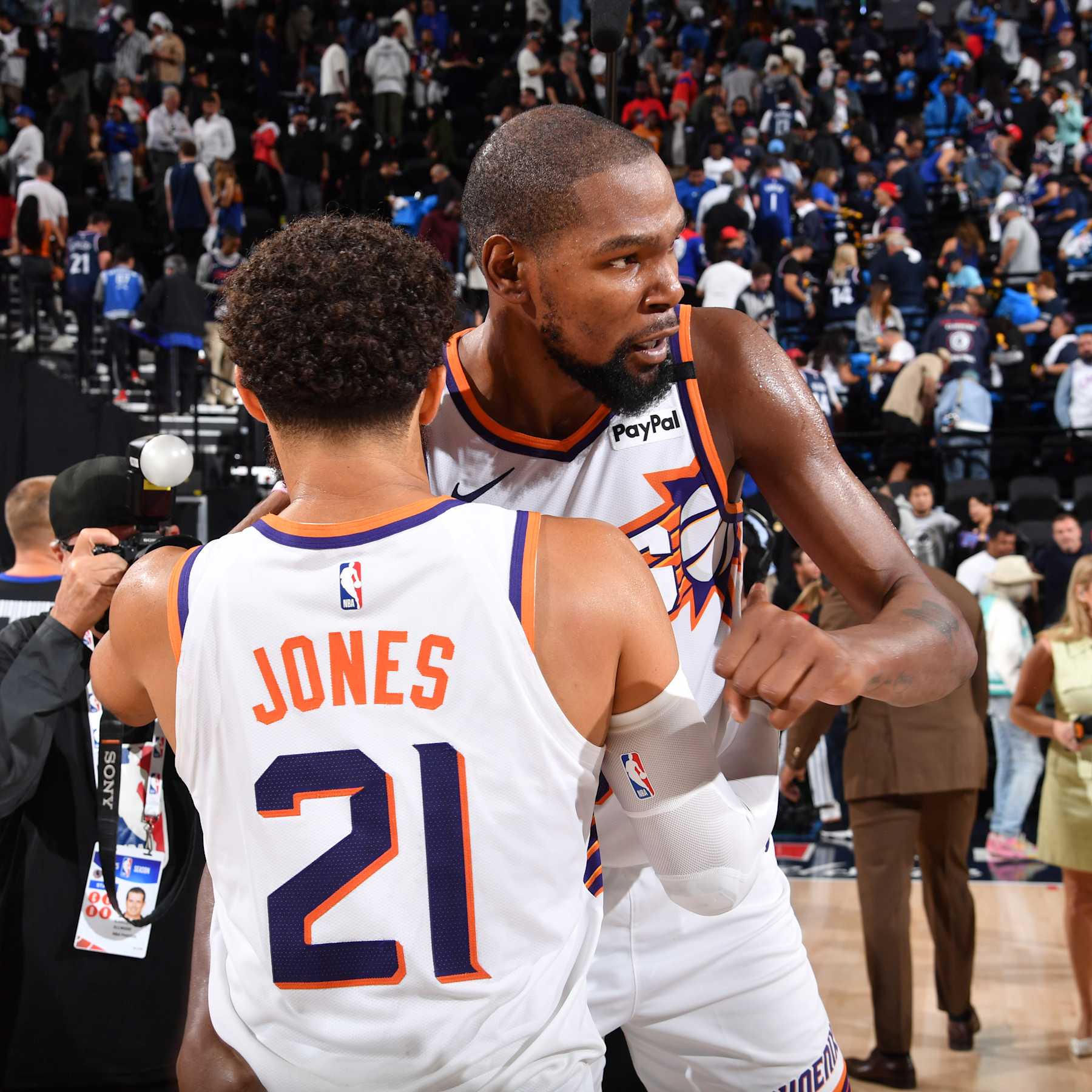 INGLEWOOD, CA - OCTOBER 23: Kevin Durant #35 hugs Tyus Jones #21 of the Phoenix Suns after the game against the LA Clippers on October 23, 2024 at Intuit Dome in Los Angeles, California. NOTE TO USER: User expressly acknowledges and agrees that, by downloading and/or using this Photograph, user is consenting to the terms and conditions of the Getty Images License Agreement. Mandatory Copyright Notice: Copyright 2024 NBAE (Photo by Juan Ocampo/NBAE via Getty Images)