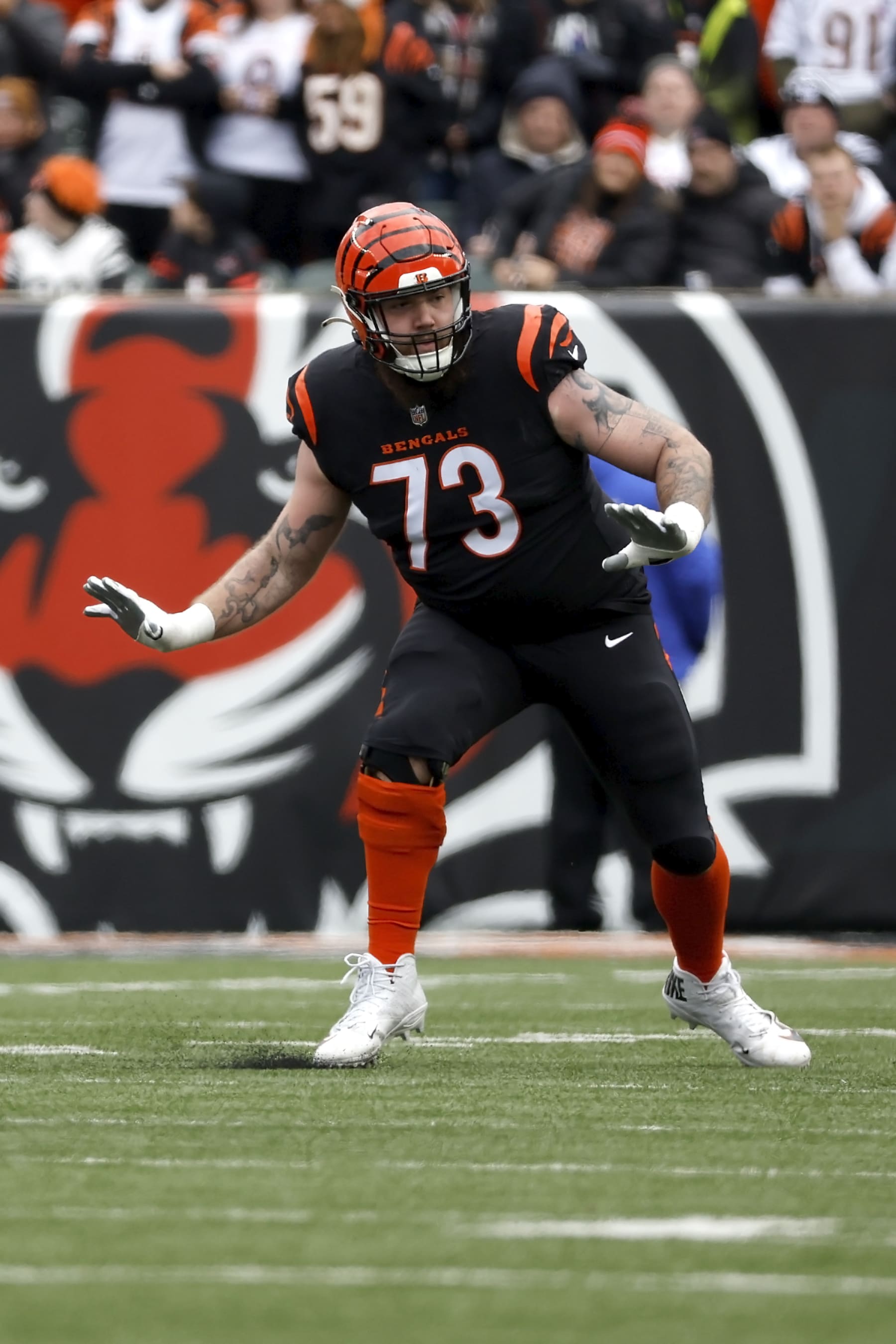 CINCINNATI, OH - JANUARY 08:  Jonah Williams #73 of the Cincinnati Bengals looks to make a block during the game against the Baltimore Ravens at Paycor Stadium on January 8, 2023 in Cincinnati, Ohio. (Photo by Kirk Irwin/Getty Images)