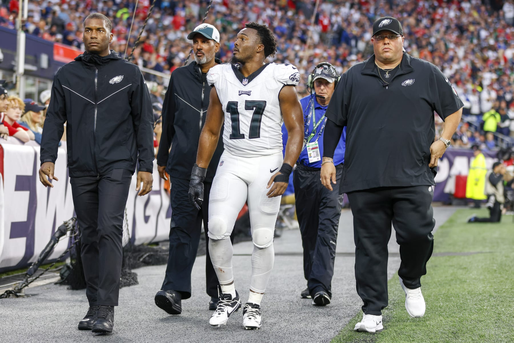 Eagles Rumors: Nakobe Dean Expected to Miss Multiple Weeks With Foot Injury