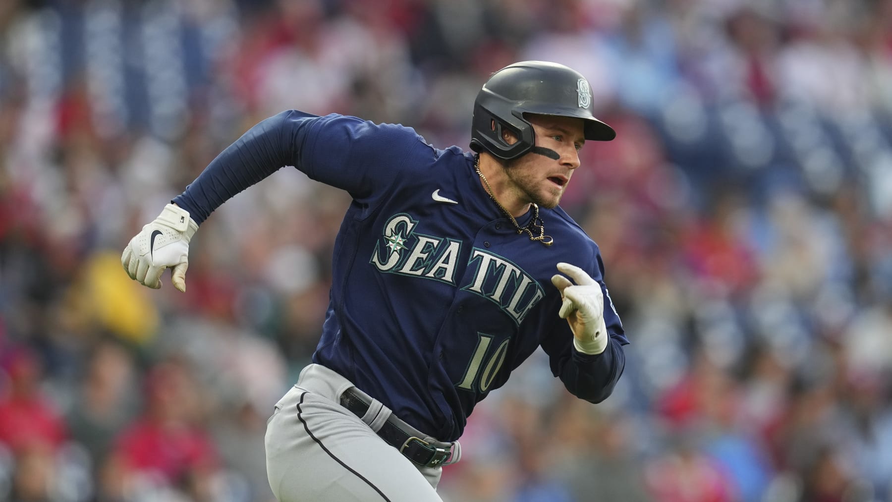 PHILADELPHIA, PA - APRIL 25: Jarred Kelenic #10 of the Seattle Mariners runs to first base against the Philadelphia Phillies at Citizens Bank Park on April 25, 2023 in Philadelphia, Pennsylvania. (Photo by Mitchell Leff/Getty Images)