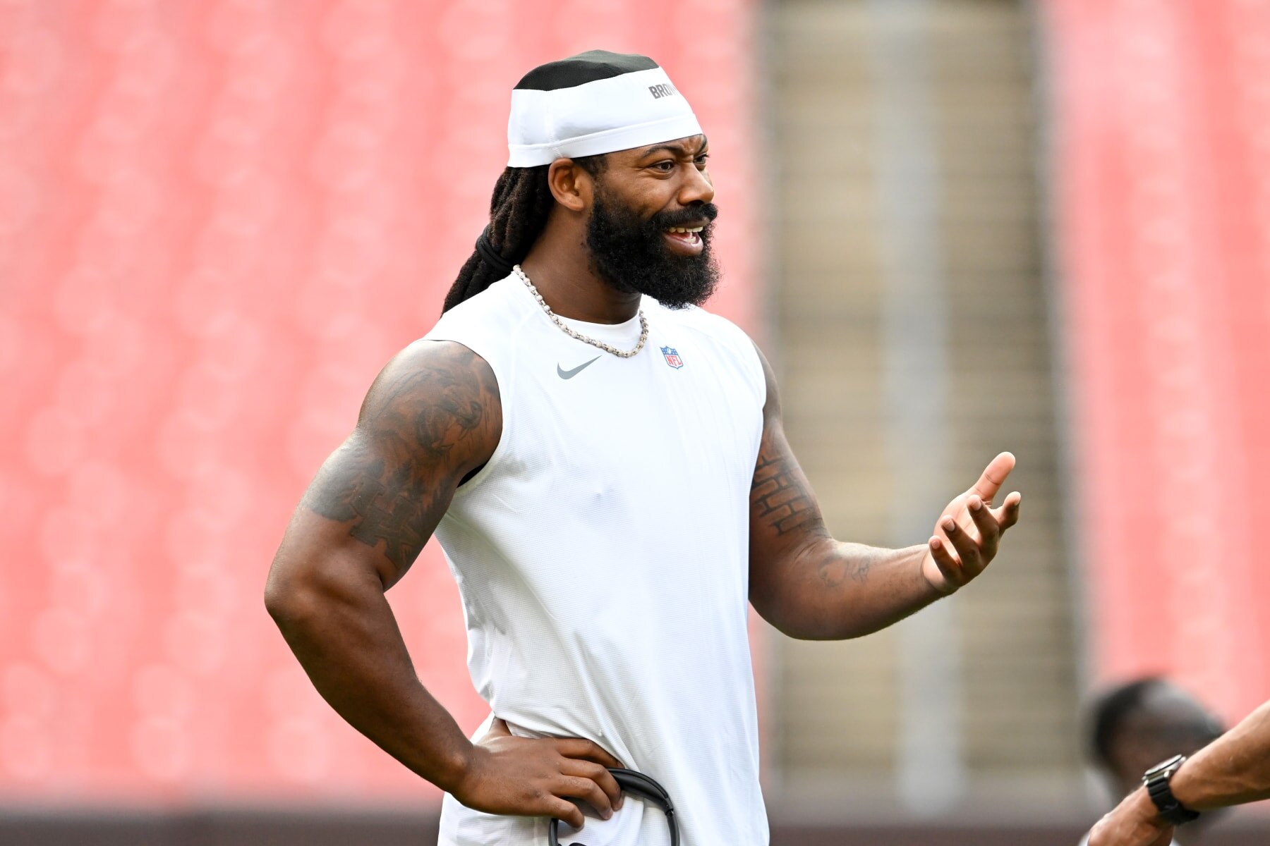 CLEVELAND, OHIO - AUGUST 11: Za'Darius Smith #99 of the Cleveland Browns looks on prior to a preseason game against the Washington Commanders at Cleveland Browns Stadium on August 11, 2023 in Cleveland, Ohio. (Photo by Nick Cammett/Getty Images)