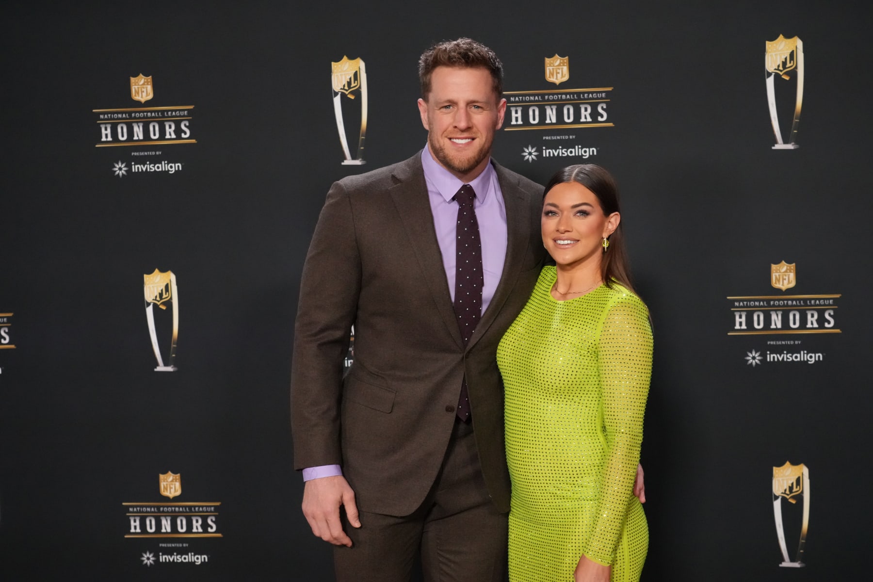 PHOENIX, ARIZONA - FEBRUARY 09: (L-R) J.J. Watt and Kealia Watt attend the 12th Annual NFL Honors at Symphony Hall on February 09, 2023 in Phoenix, Arizona.  (Photo by Jeff Kravitz/FilmMagic)