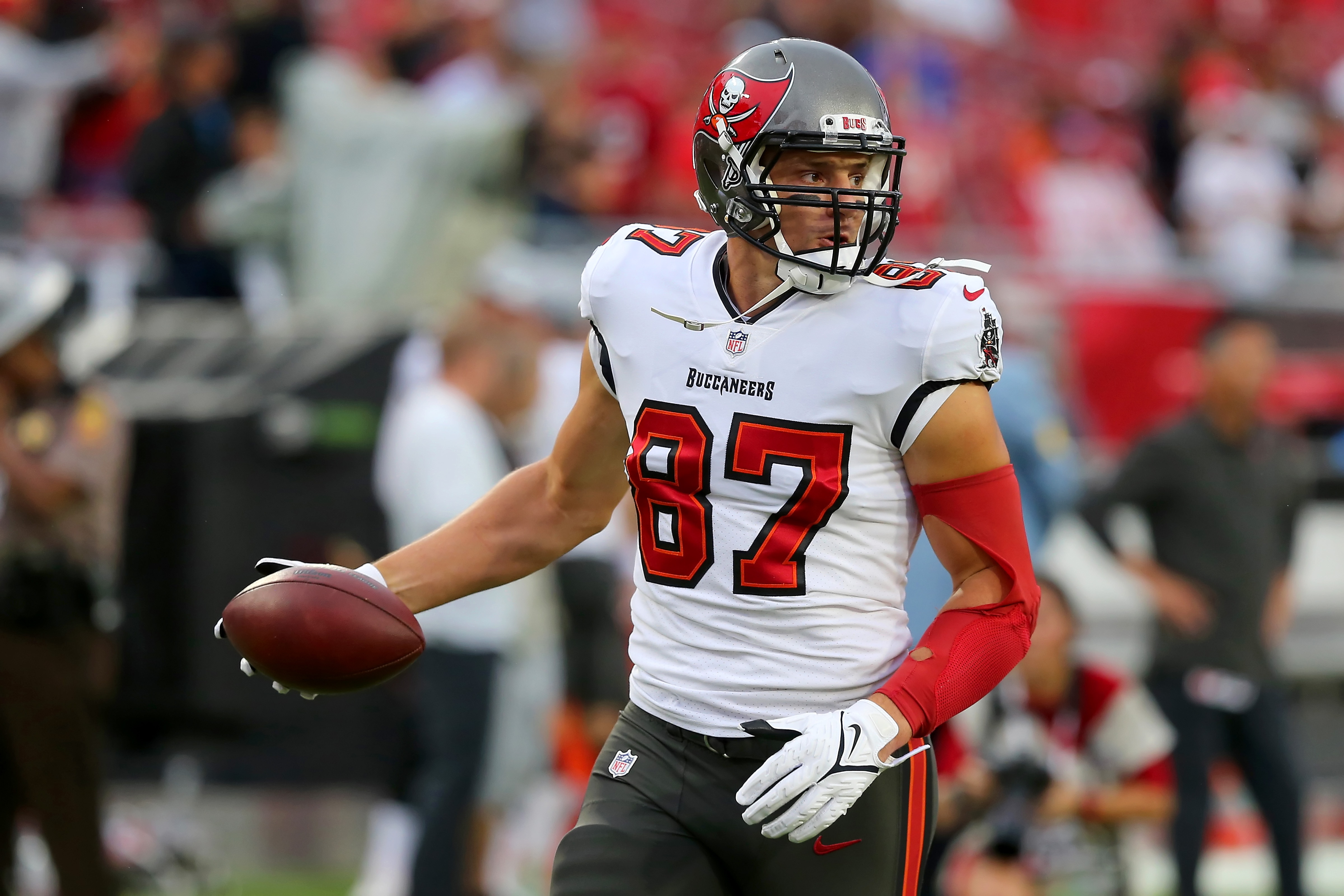 TAMPA, FL - AUGUST 14: Rob Gronkowski (87) of the Buccaneers warms up before the preseason game between the Cincinnati Bengals and the Tampa Bay Buccaneers on August 14, 2021 at Raymond James Stadium in Tampa, Florida. (Photo by Cliff Welch/Icon Sportswire via Getty Images) TAMPA, FL - AUGUST 14: Rob Gronkowski (87) of the Buccaneers warms up before the preseason game between the Cincinnati Bengals and the Tampa Bay Buccaneers on August 14, 2021 at Raymond James Stadium in Tampa, Florida. (Photo by Cliff Welch/Icon Sportswire via Getty Images)
