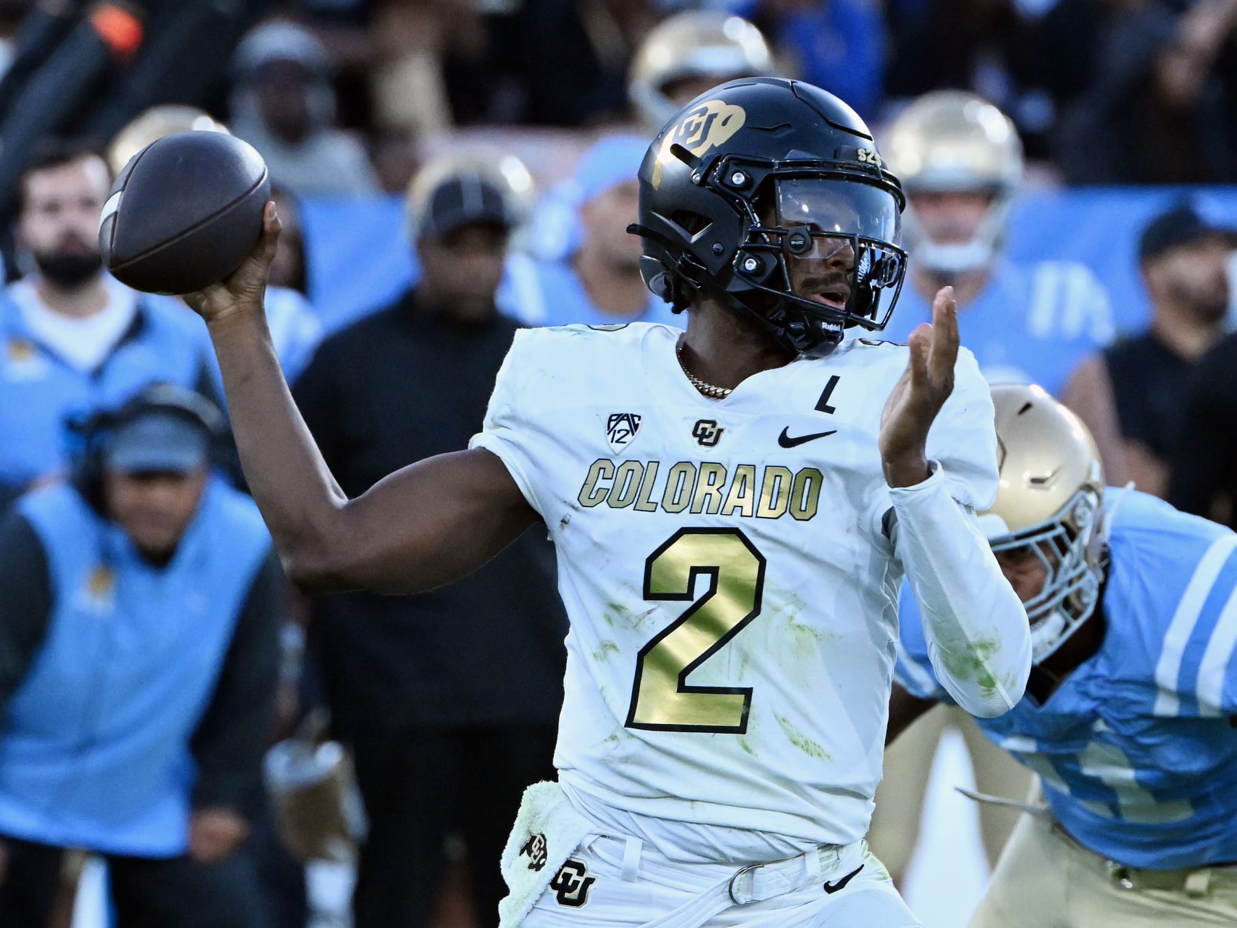 PASADENA, CA - OCTOBER 28: Colorado Buffaloes quarterback Shedeur Sanders (2) throws a pass during an NCAA football game against the UCLA Bruins played on October 28, 2023 at the Rose Bowl in Pasadena, CA. (Photo by John Cordes/Icon Sportswire via Getty Images)