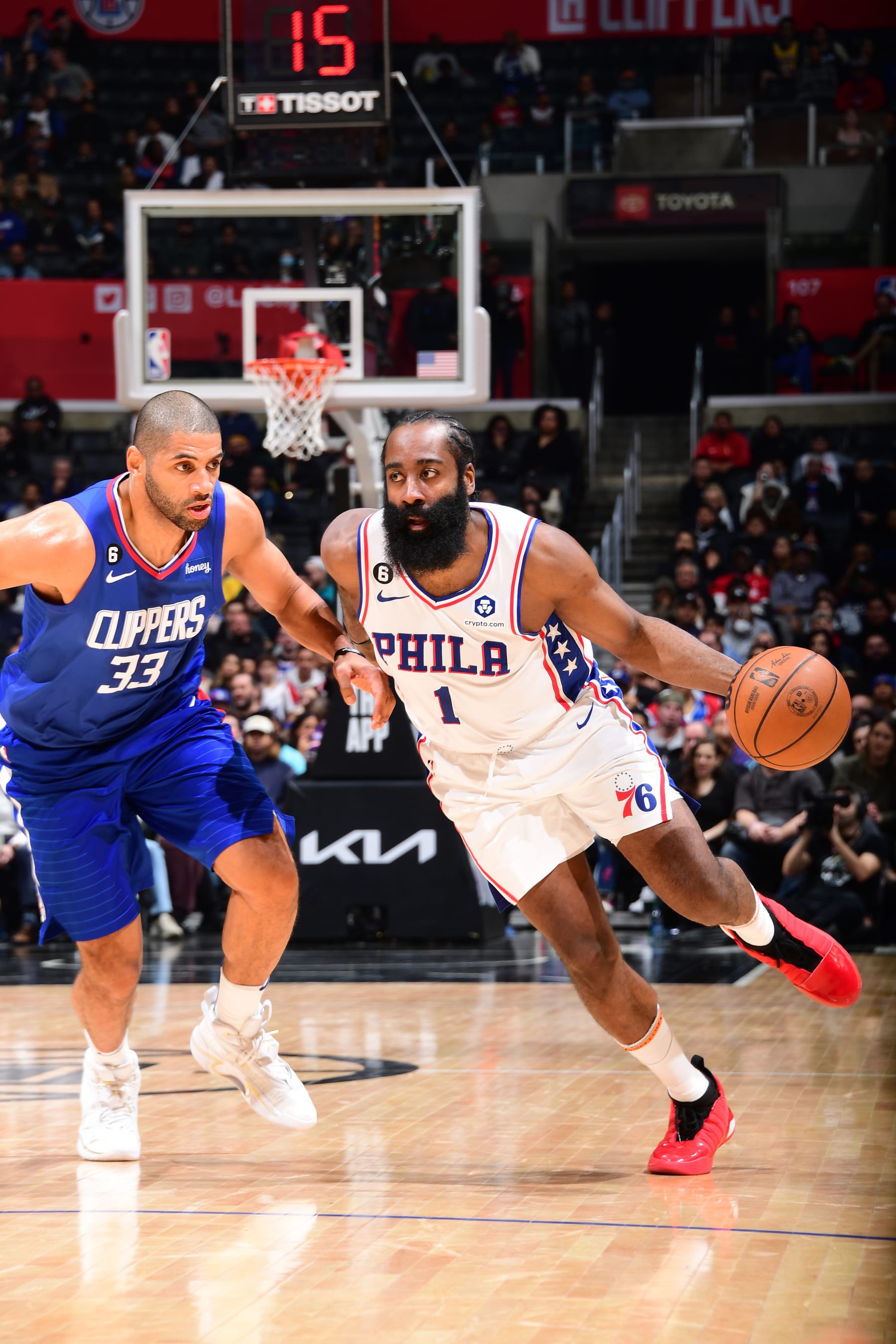 LOS ANGELES, CA - JANUARY 17: James Harden #1 of the Philadelphia 76ers goes to the basket during the game  on January 17, 2023 at Crypto.Com Arena in Los Angeles, California. NOTE TO USER: User expressly acknowledges and agrees that, by downloading and/or using this Photograph, user is consenting to the terms and conditions of the Getty Images License Agreement. Mandatory Copyright Notice: Copyright 2023 NBAE (Photo by Adam Pantozzi/NBAE via Getty Images)