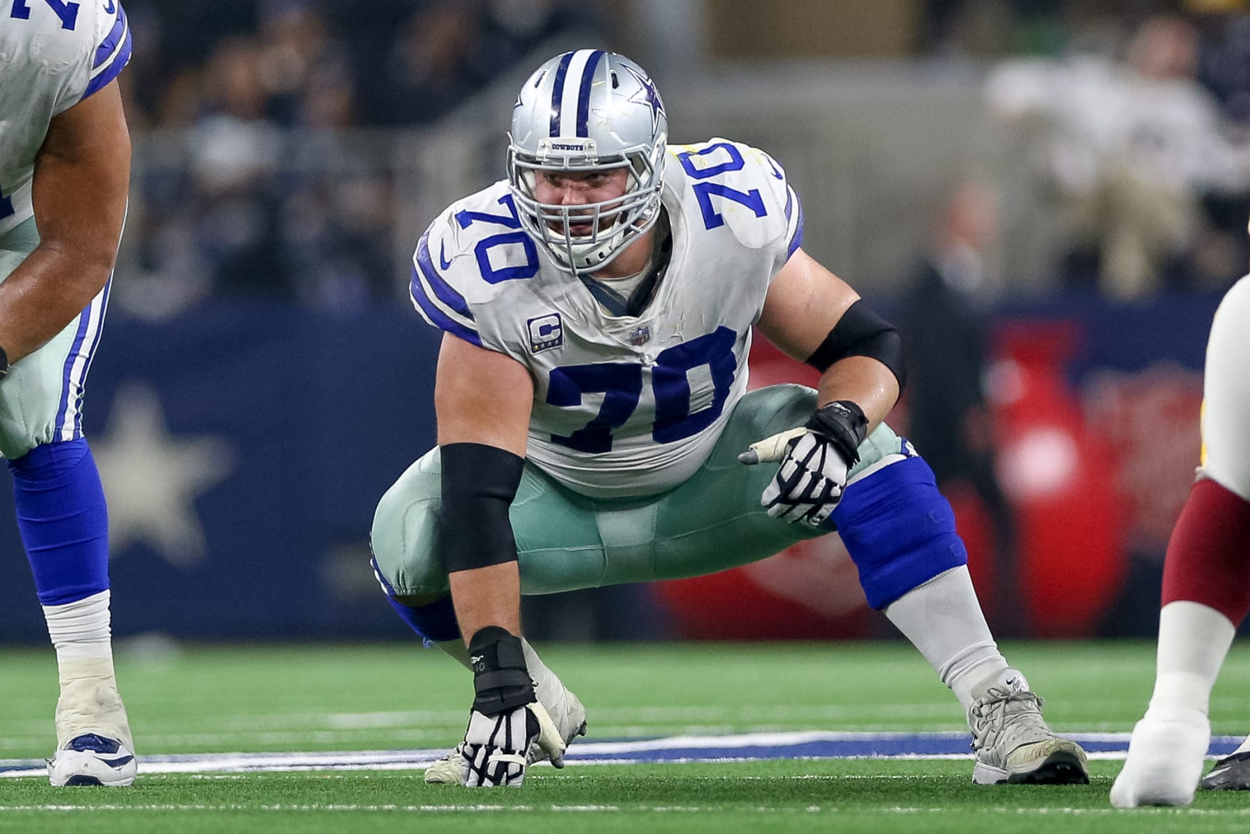 ARLINGTON, TX - NOVEMBER 22: Dallas Cowboys Offensive Guard Zack Martin (70) during the Thanksgiving Day game between the Washington Redskins and Dallas Cowboys on November 22, 2018 at AT&T Stadium in Arlington, TX. (Photo by Andrew Dieb/Icon Sportswire via Getty Images)