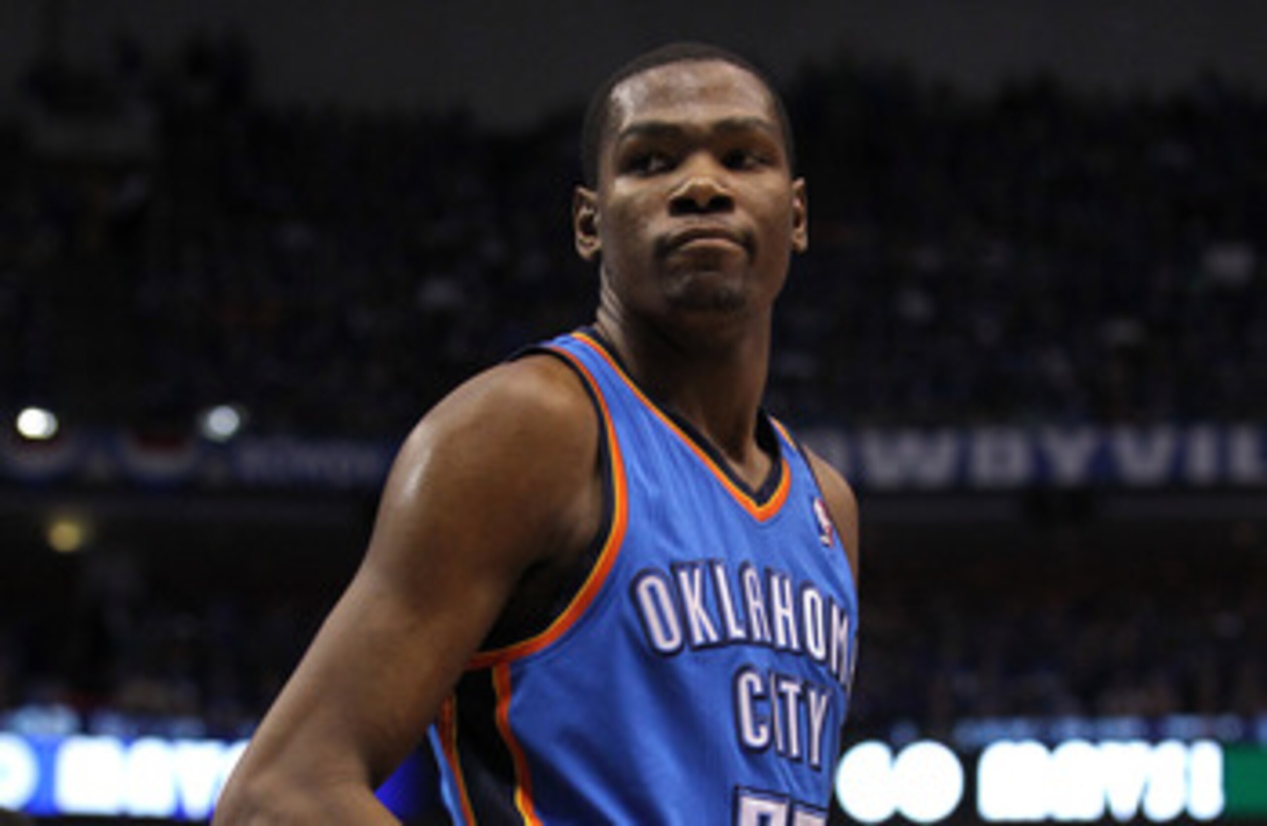 DALLAS, TX - MAY 25:  Kevin Durant #35 of the Oklahoma City Thunder reacts in the second quarter while taking on the Dallas Mavericks in Game Five of the Western Conference Finals during the 2011 NBA Playoffs at American Airlines Center on May 25, 2011 in