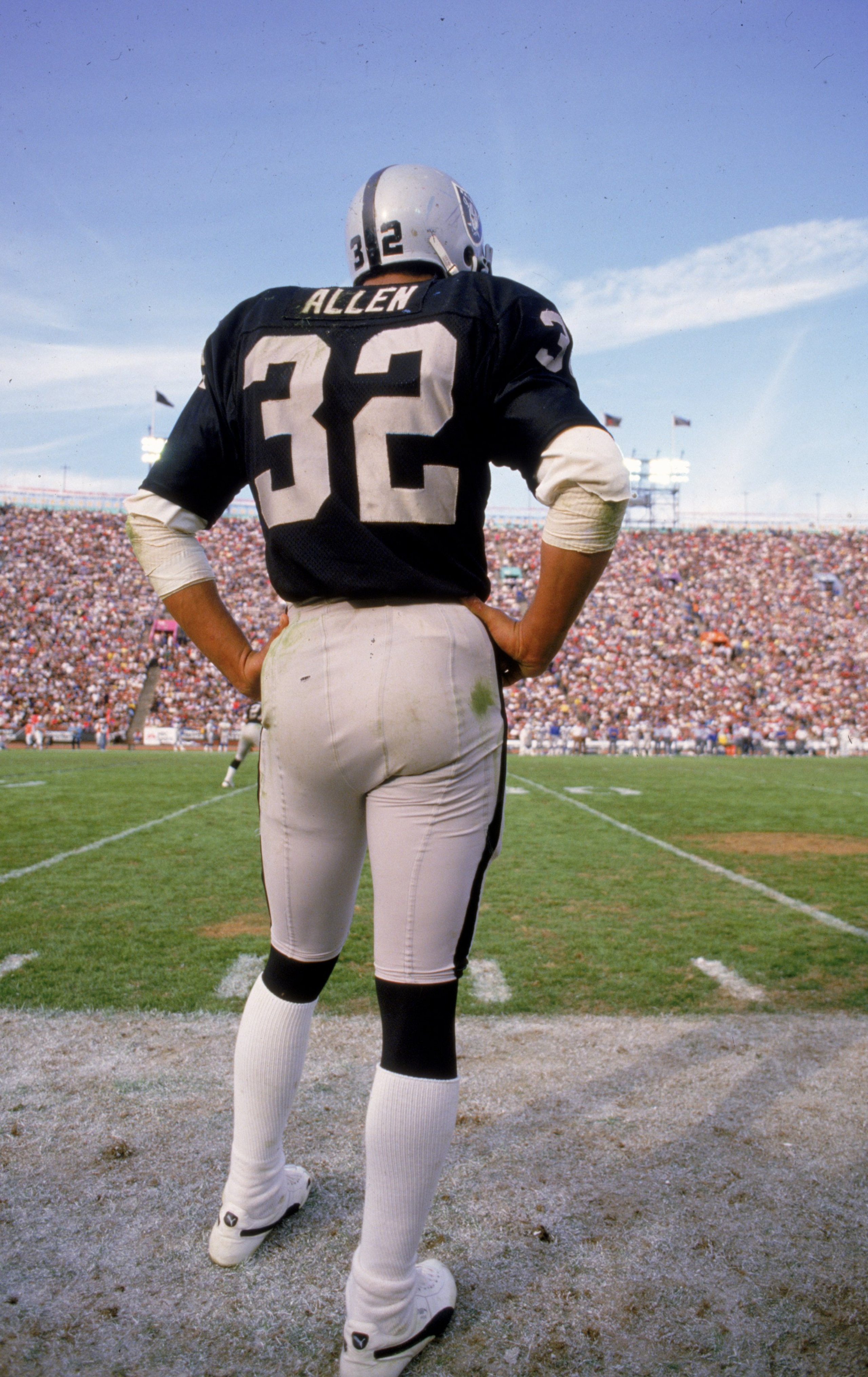Undated: Marcus Allen #32 of the Los Angeles Raiders stands on the sidelines during a game against the Seattle Seahawks at the Los Angeles Coliseum in Los Angeles, California. Mandatory Credit: Mike Powell /Allsport Undated: Marcus Allen #32 of the Los Angeles Raiders stands on the sidelines during a game against the Seattle Seahawks at the Los Angeles Coliseum in Los Angeles, California. Mandatory Credit: Mike Powell /Allsport