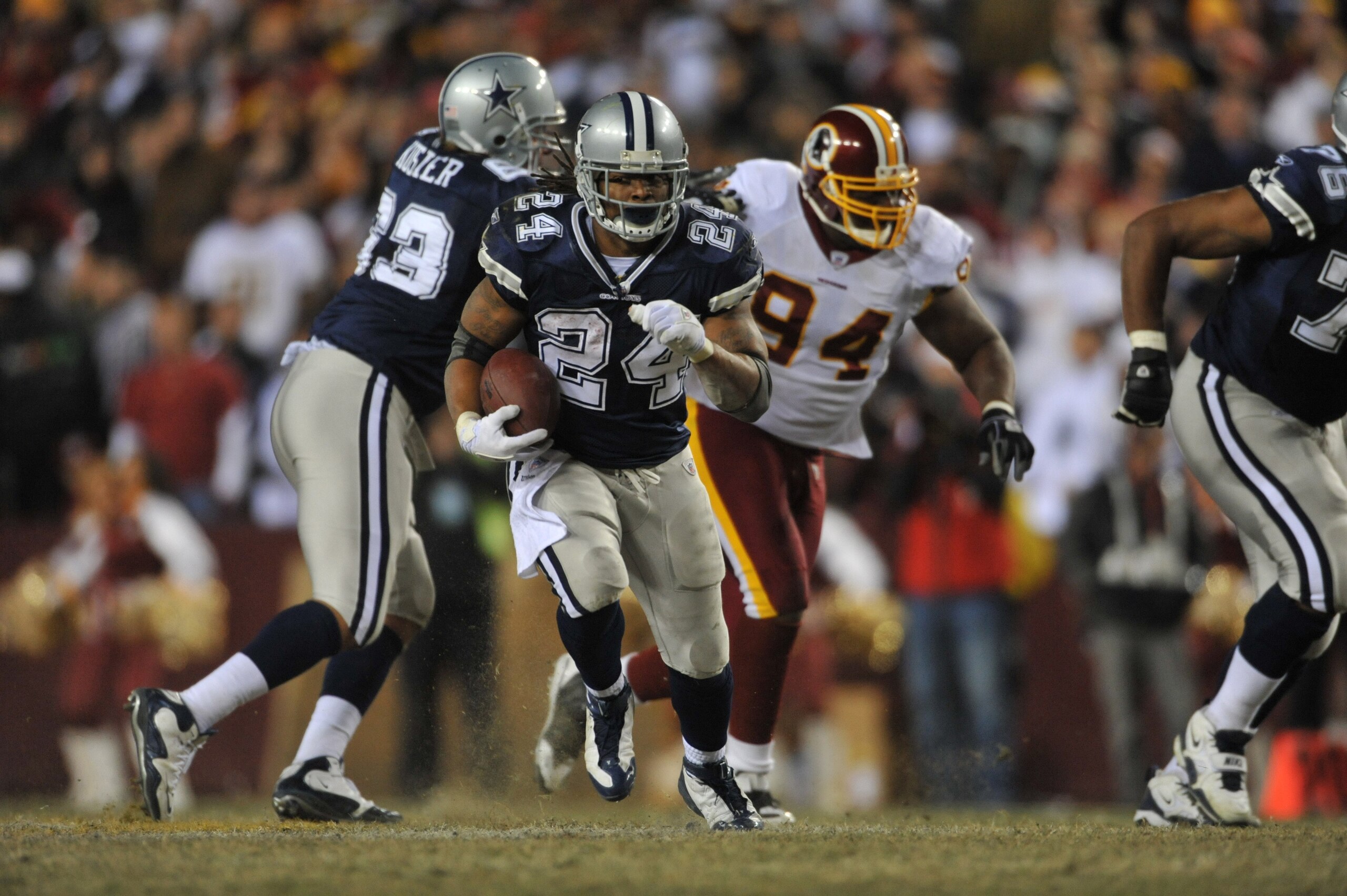LANDOVER, MD - DECEMBER 27:  Marion Barber #24 of the Dallas Cowboys runs the ball during the game against the Washington Redskins at FedExField on December 27, 2009 in Landover, Maryland. The Cowboys defeated the Redskins 17-0. (Photo by Larry French/Get