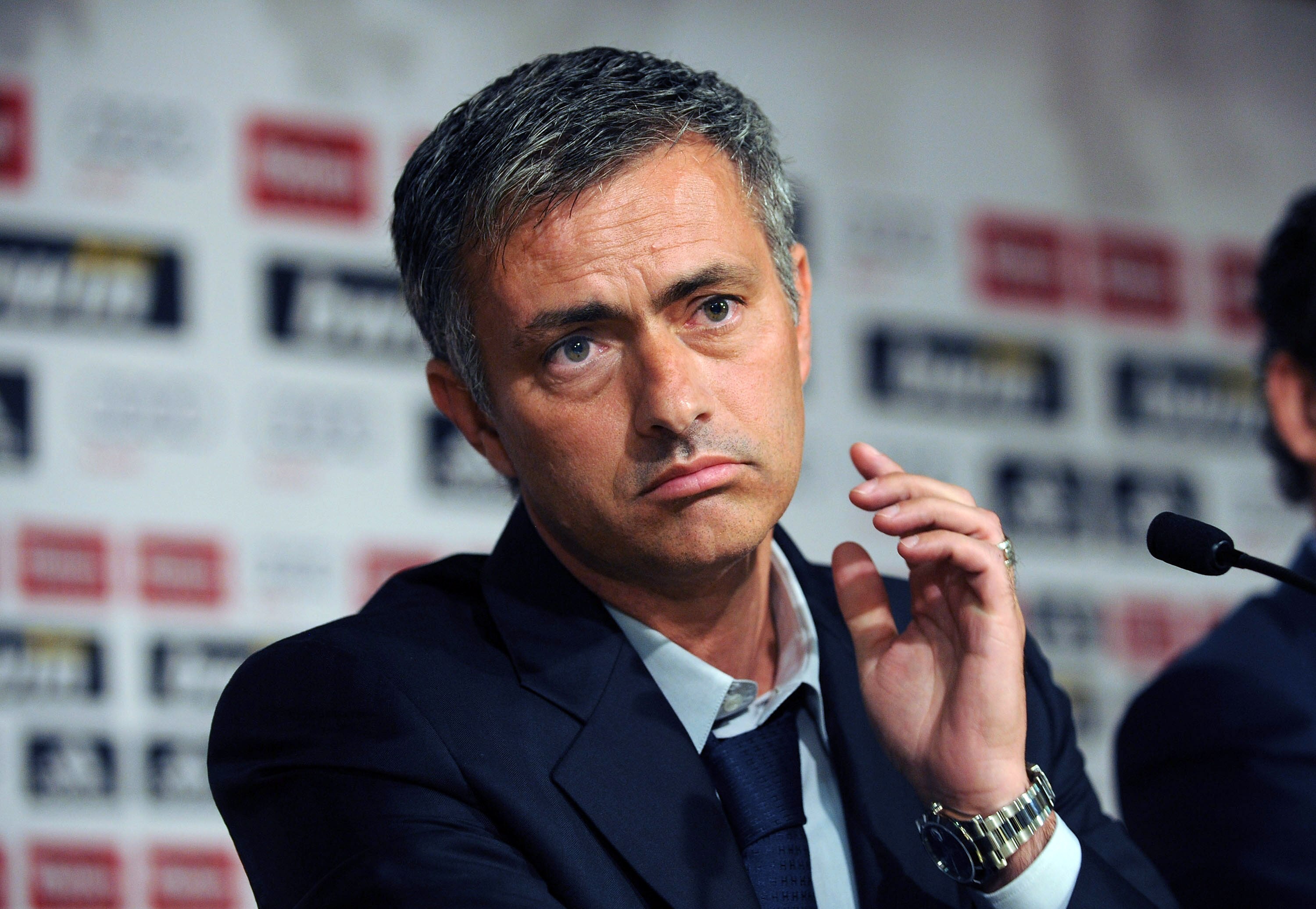 MADRID, SPAIN - MAY 31:  New Real Madrid head coach Jose Mourinho of Portugal holds a press conference at  the Santiago Bernabeu stadium on May 31, 2010 in Madrid, Spain.  (Photo by Denis Doyle/Getty Images)