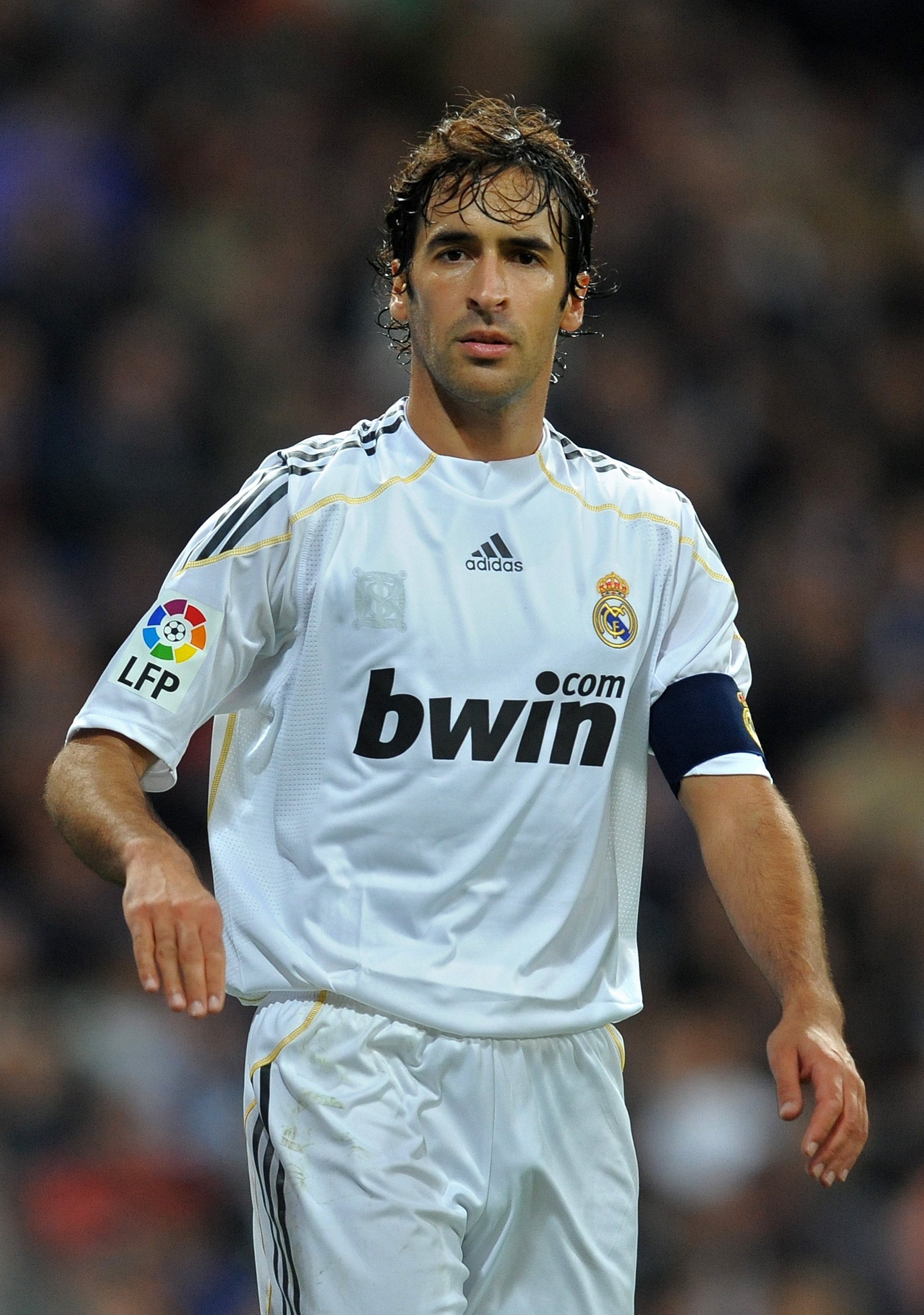 MADRID, SPAIN - NOVEMBER 10:  Raul Gonzalez of Real Madrid looks on during the Copa del Rey fourth round, second leg match between Real Madrid and AD Alcorcon at the Estadio Santiago Bernabeu on November 10, 2009 in Madrid, Spain. Real Madrid won the matc
