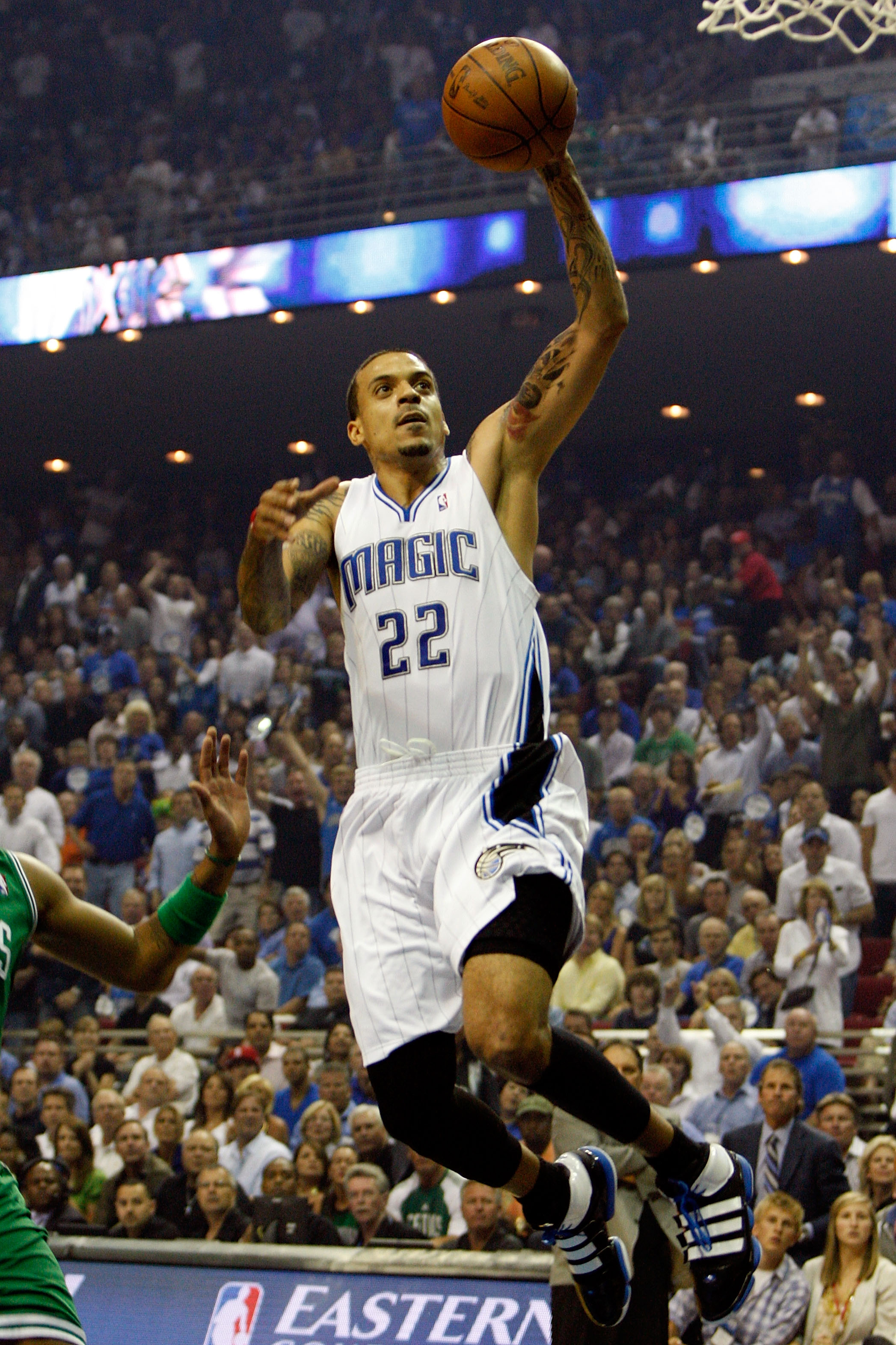 ORLANDO, FL - MAY 18:  Matt Barnes #22 of the Orlando Magic drives for a dunk attempt against the Boston Celtics in Game Two of the Eastern Conference Finals during the 2010 NBA Playoffs at Amway Arena on May 18, 2010 in Orlando, Florida.  NOTE TO USER: U