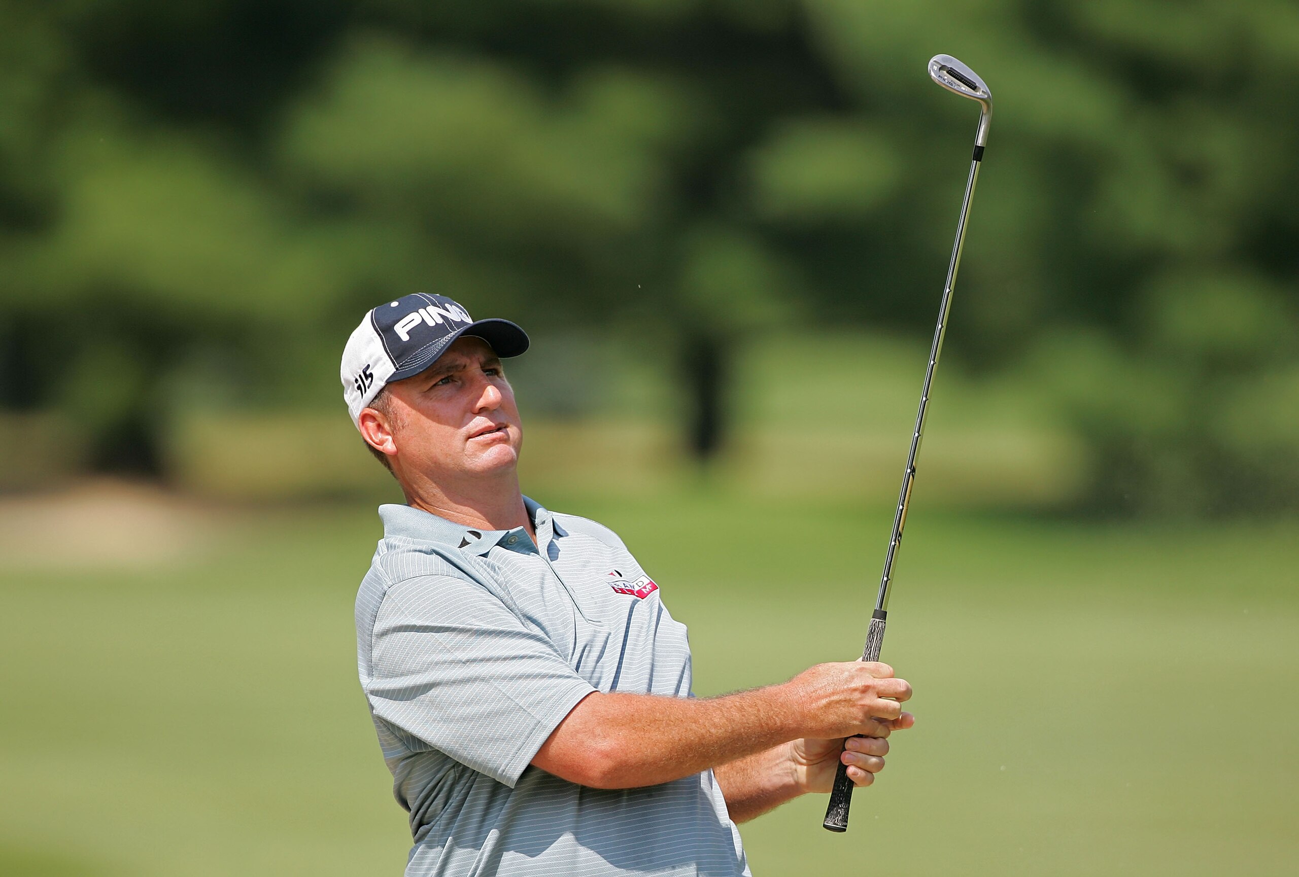 CROMWELL, CT - JUNE 26:  Bill Lunde watches his shot on the sixth fairway during the third round of the Travelers Championship held at TPC River Highlands on June 26, 2010 in Cromwell, Connecticut.  (Photo by Michael Cohen/Getty Images)