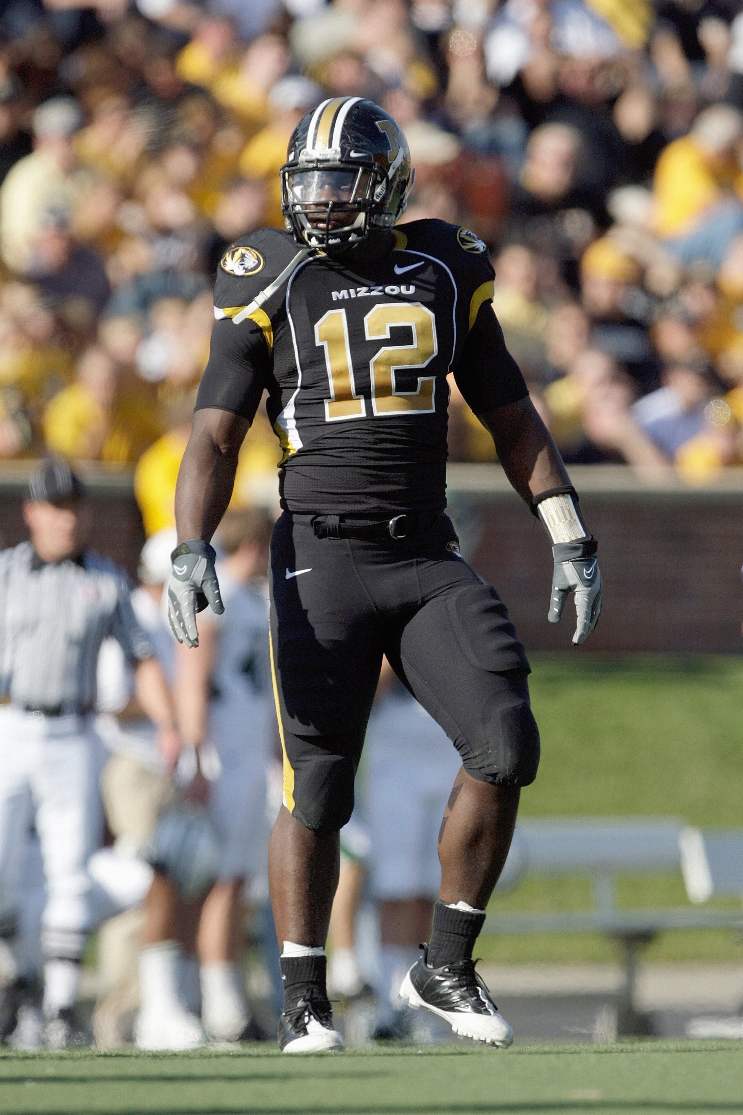 COLUMBIA, MO - NOVEMBER 7:  Sean Weatherspoon #12 of the Missouri Tigers walks on the field during the game against the Baylor Bears at Faurot Field/Memorial Stadium on November 7, 2009 in Columbia, Missouri. (Photo by Jamie Squire/Getty Images)