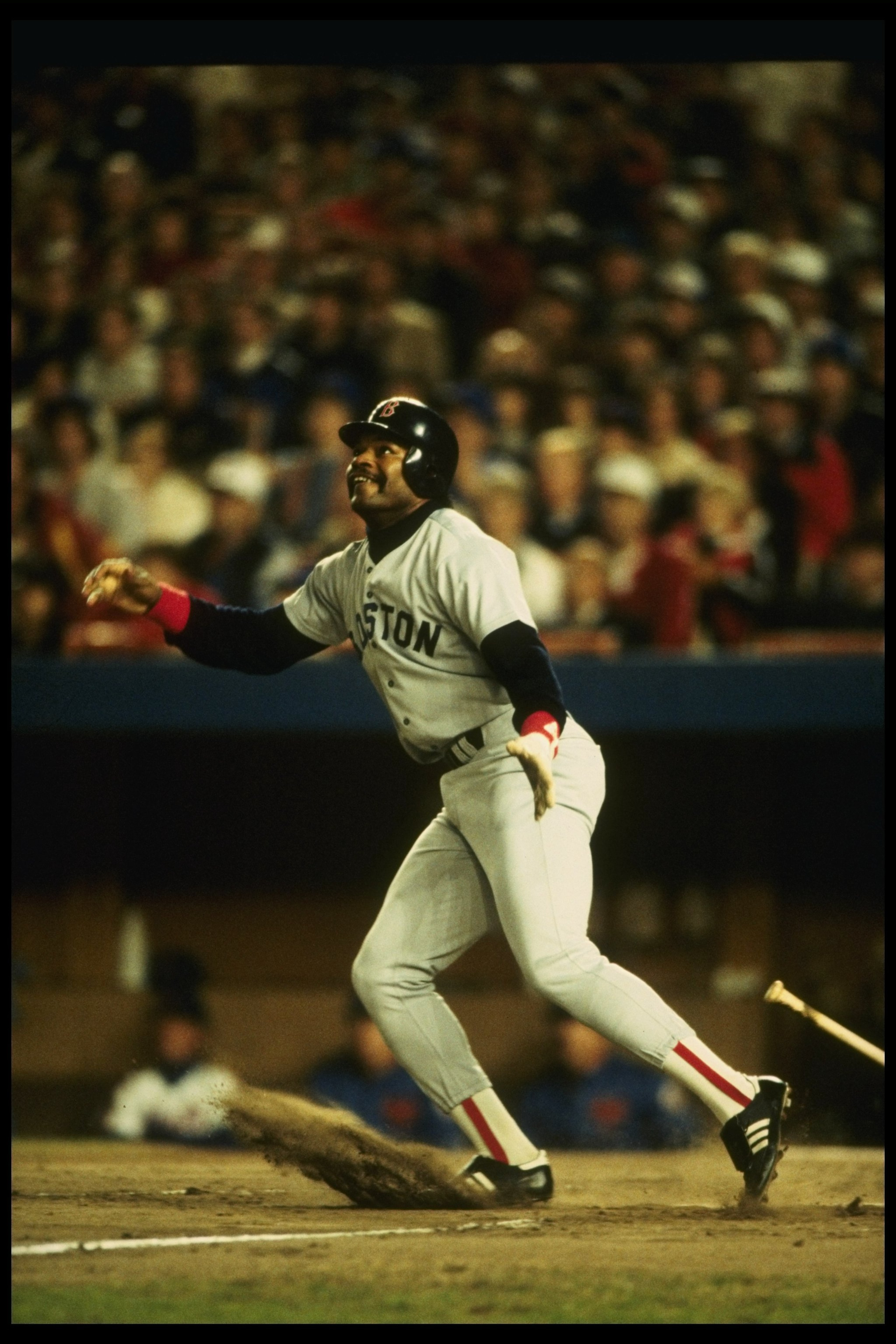 27 Oct 1986: Dave Henderson makes contact with a pitch during the Red Sox 8-5 loss to the New York Mets in game 7 of the World Series at Shea Stadium in Flushing, New York. The Mets won the series 4 games to 3. Mandatory Credit: T. G. Higgins /Allsport 27 Oct 1986: Dave Henderson makes contact with a pitch during the Red Sox 8-5 loss to the New York Mets in game 7 of the World Series at Shea Stadium in Flushing, New York. The Mets won the series 4 games to 3. Mandatory Credit: T. G. Higgins /Allsport