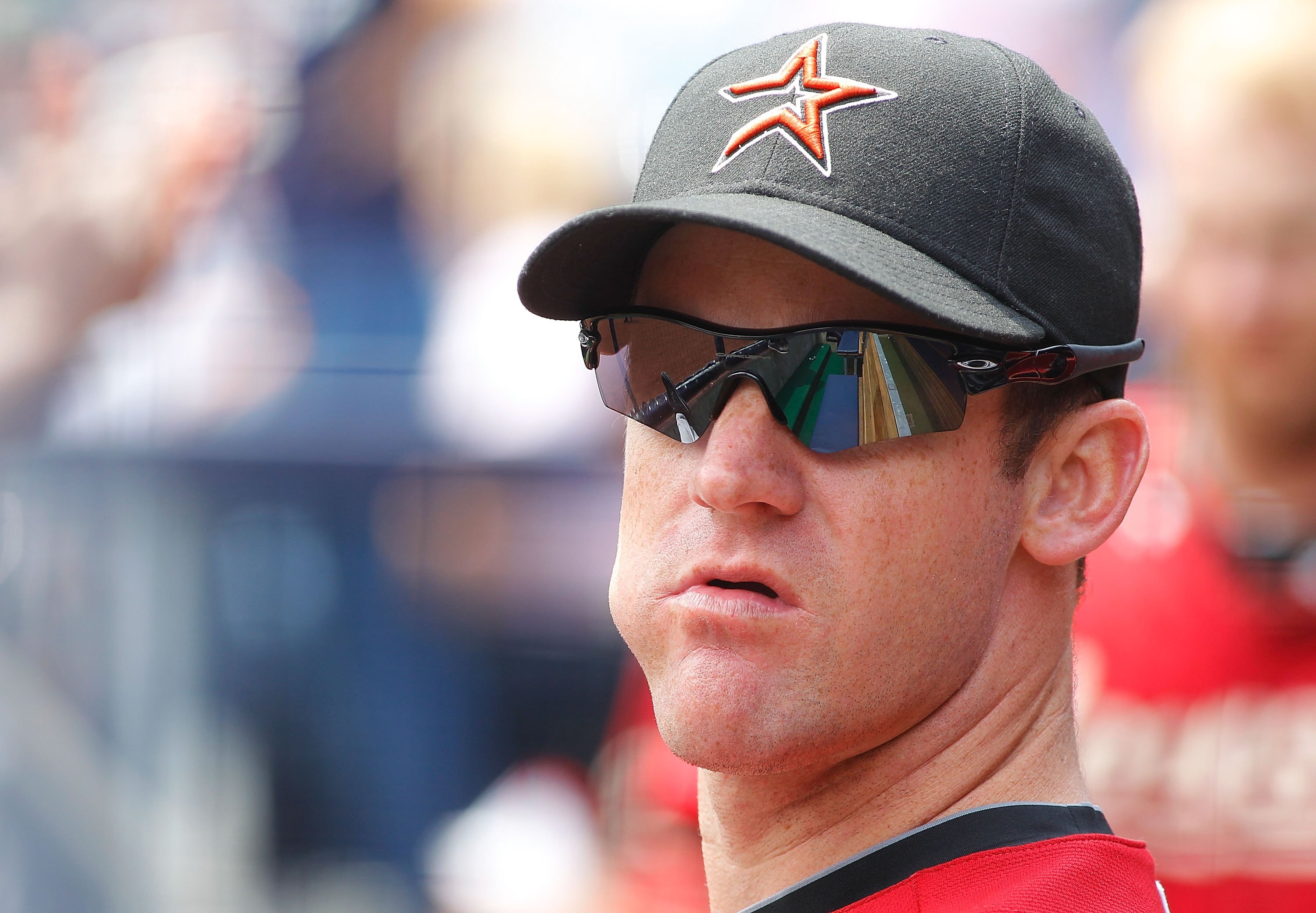 NEW YORK - JUNE 12:  Roy Oswalt #44 of the Houston Astros looks on against the New York Yankees on June 12, 2010 at Yankee Stadium in the Bronx borough of New York City.  (Photo by Mike Stobe/Getty Images)
