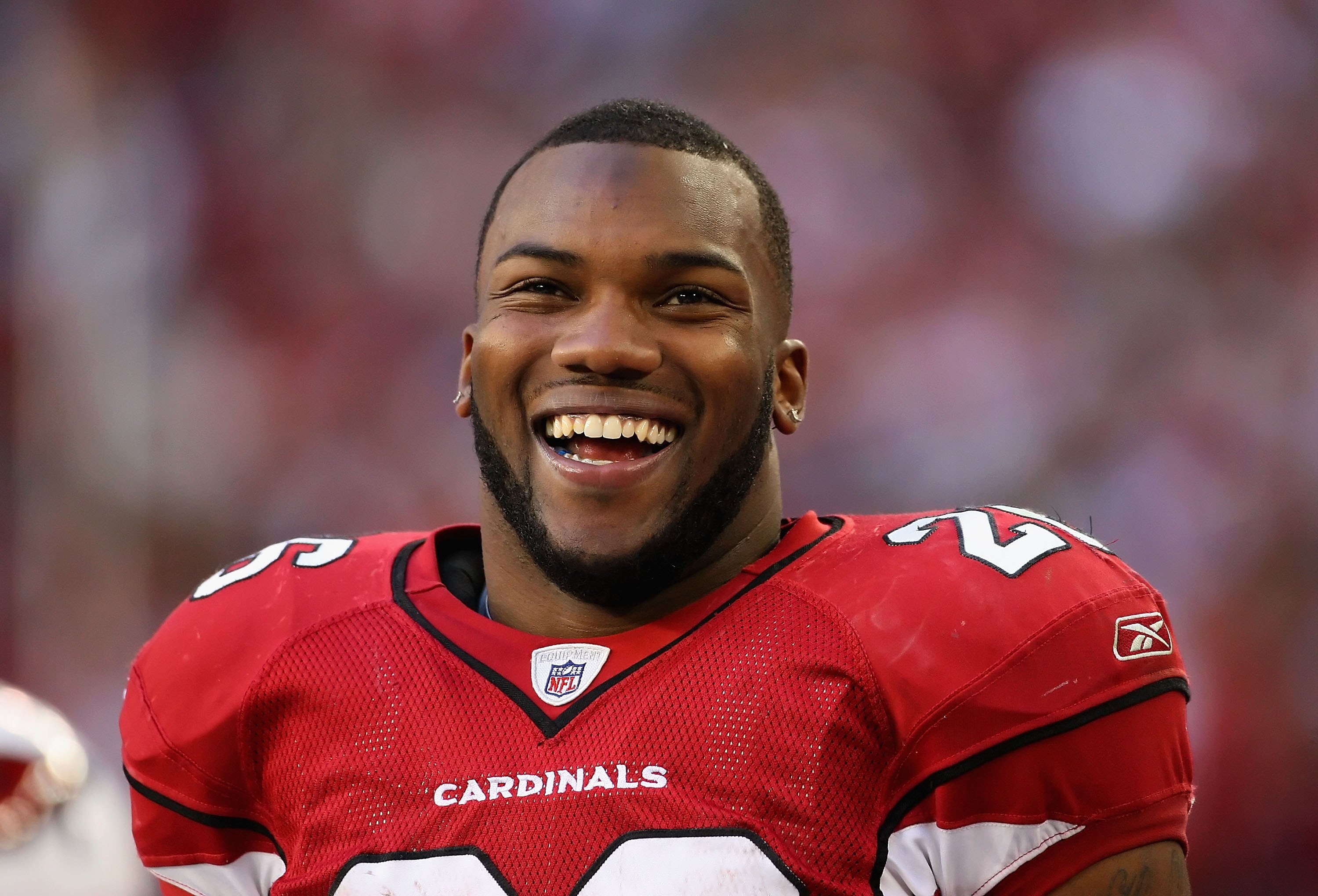 GLENDALE, AZ - DECEMBER 27:  Runningback Beanie Wells #26 of the Arizona Cardinals during the NFL game against the St. Louis Rams at the Universtity of Phoenix Stadium on December 27, 2009 in Glendale, Arizona. The Cardinals defeated the Rams 31-10.  (Pho