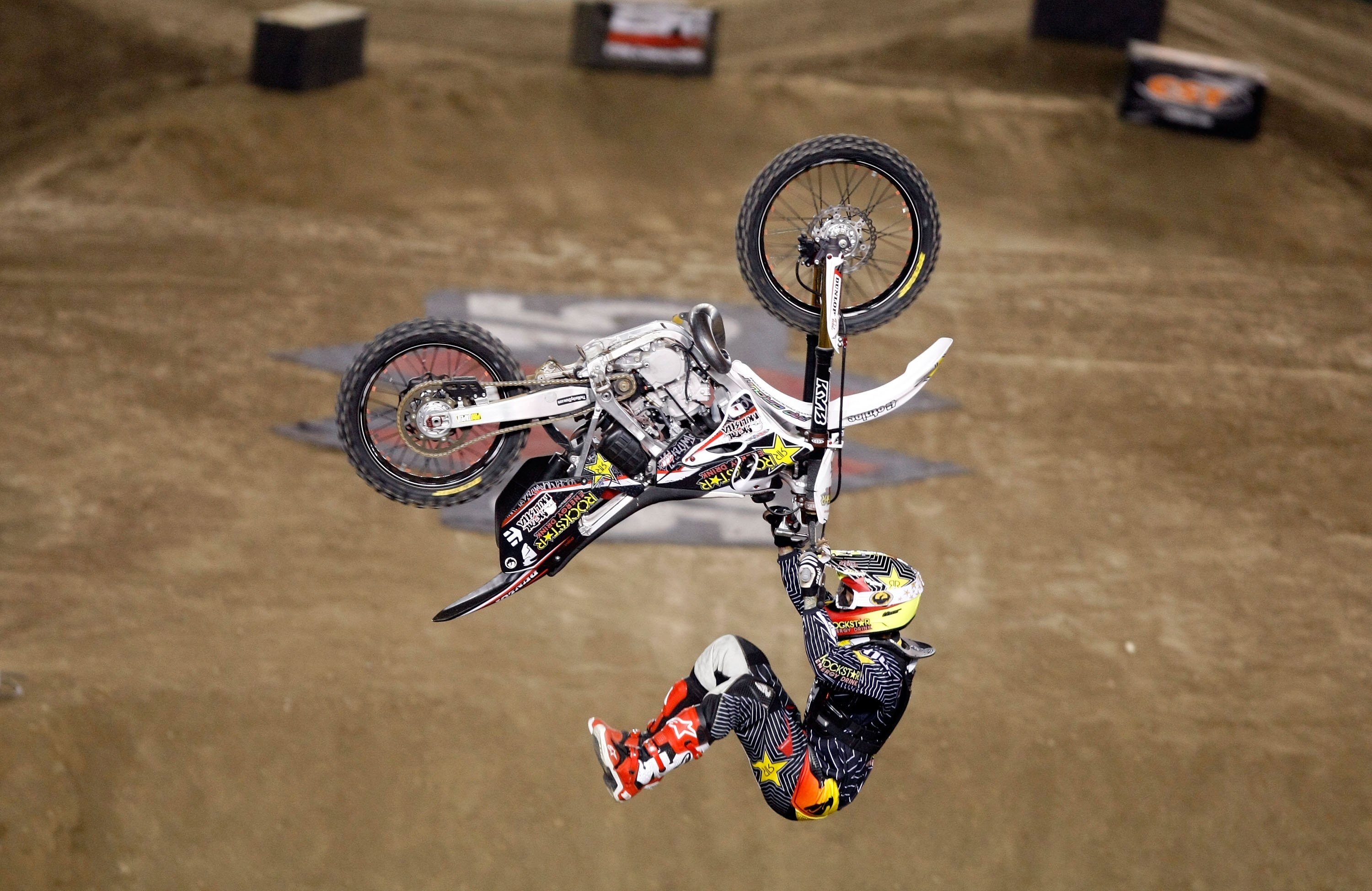 CARSON, CA - AUGUST 01:  Jeremy Stenberg competes in the Moto X Freestyle Final during X Games 15 at the Home Depot Center on August 1, 2009 in Carson, California.  (Photo by Jeff Gross/Getty Images)