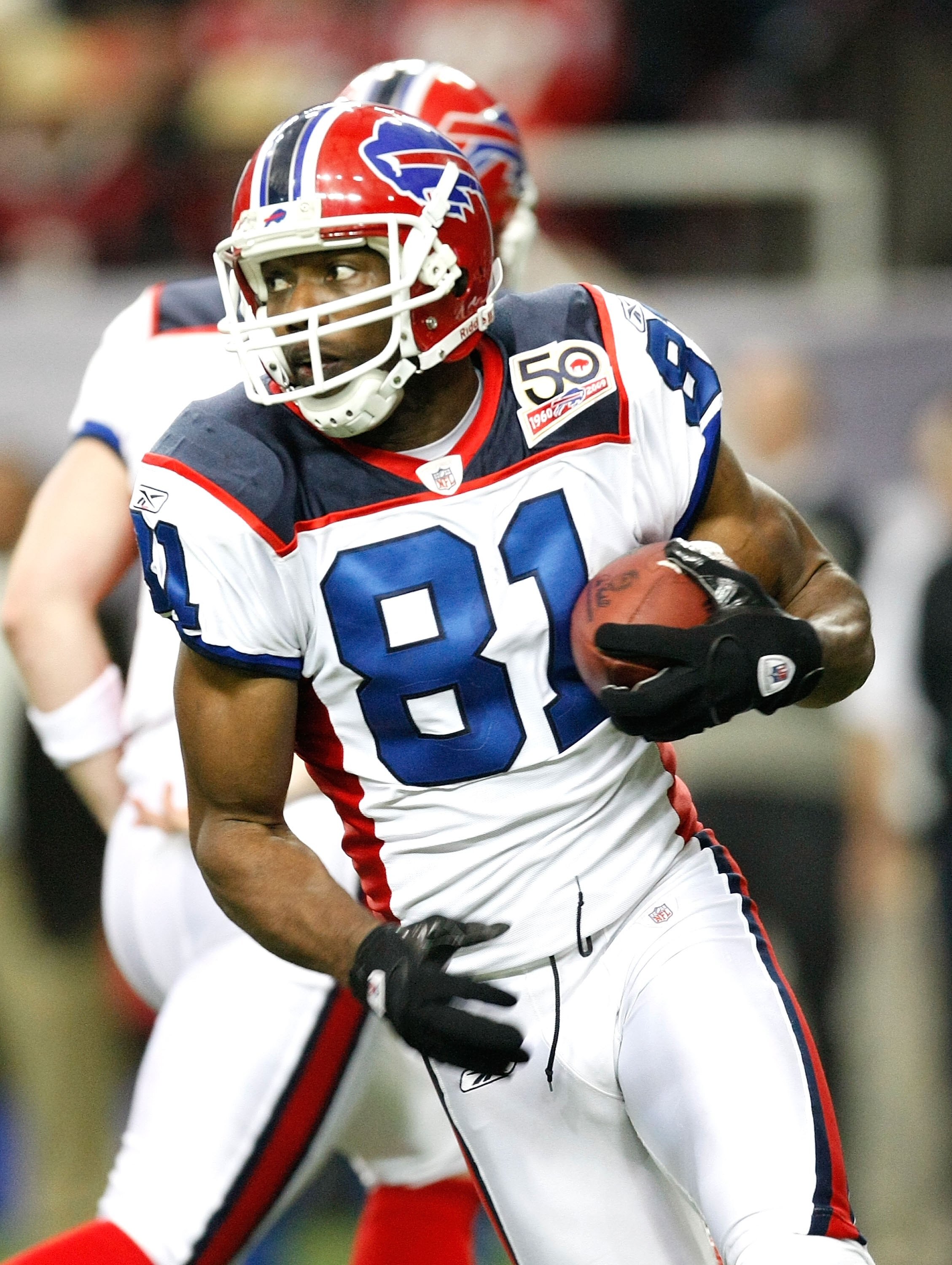 ATLANTA - DECEMBER 27:  Terrell Owens #81 of the Buffalo Bills against the Atlanta Falcons at Georgia Dome on December 27, 2009 in Atlanta, Georgia.  (Photo by Kevin C. Cox/Getty Images)
