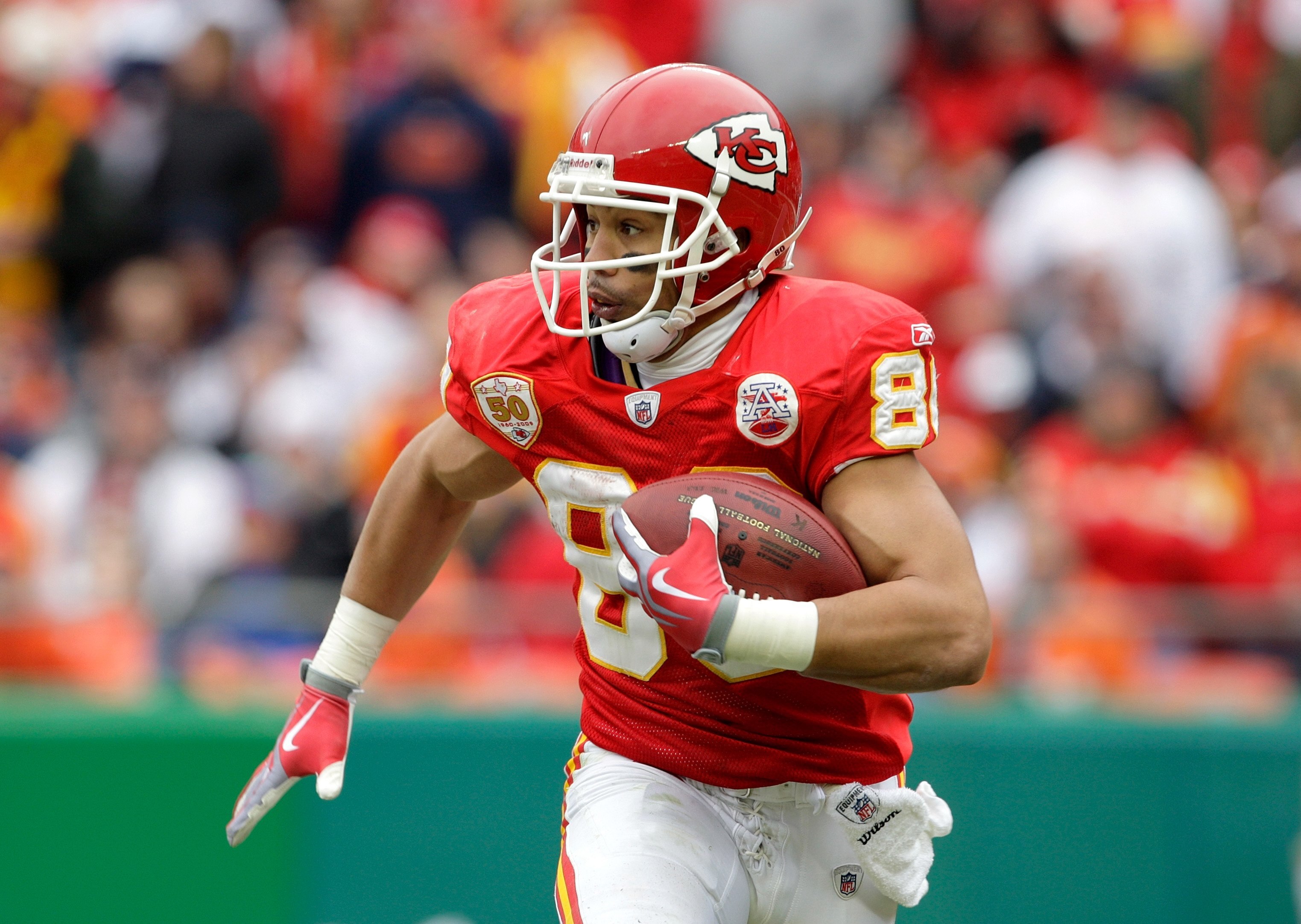 KANSAS CITY, MO - DECEMBER 6: Bobby Wade #80 of the Kansas City Chiefs runs with the ball during their NFL game against the Denver Broncos on December 6, 2009 at Arrowhead Stadium in Kansas City, Missouri. The Broncos defeated the Chiefs 44-13. (Photo by KANSAS CITY, MO - DECEMBER 6: Bobby Wade #80 of the Kansas City Chiefs runs with the ball during their NFL game against the Denver Broncos on December 6, 2009 at Arrowhead Stadium in Kansas City, Missouri. The Broncos defeated the Chiefs 44-13. (Photo by