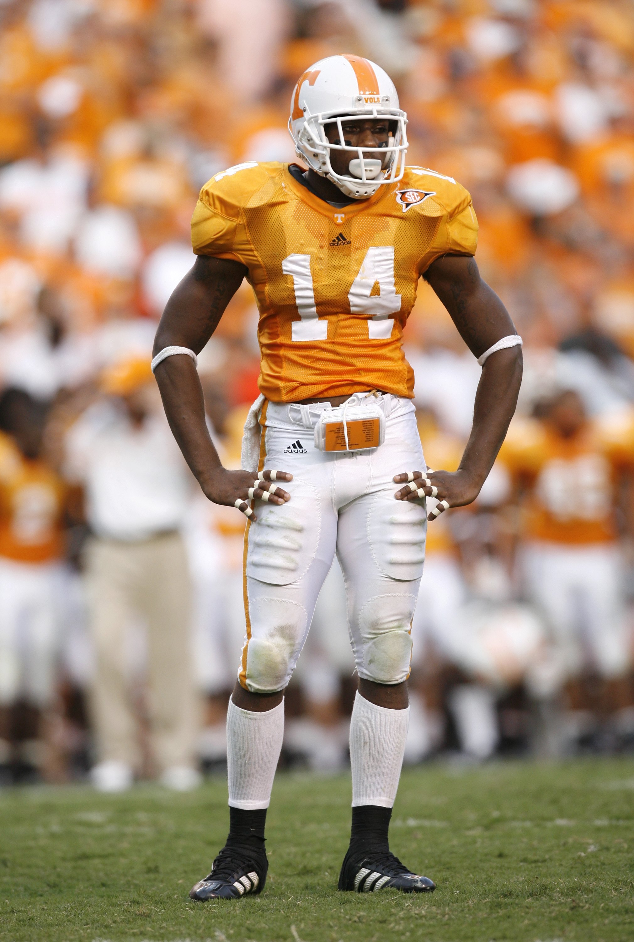 KNOXVILLE, TN - SEPTEMBER 12: Eric Berry #14 of the Tennessee Volunteers looks on against the UCLA Bruins on September 12, 2009 at Neyland Stadium in Knoxville, Tennessee. UCLA beat Tennessee 19-15. (Photo by Joe Murphy/Getty Images) KNOXVILLE, TN - SEPTEMBER 12: Eric Berry #14 of the Tennessee Volunteers looks on against the UCLA Bruins on September 12, 2009 at Neyland Stadium in Knoxville, Tennessee. UCLA beat Tennessee 19-15. (Photo by Joe Murphy/Getty Images)