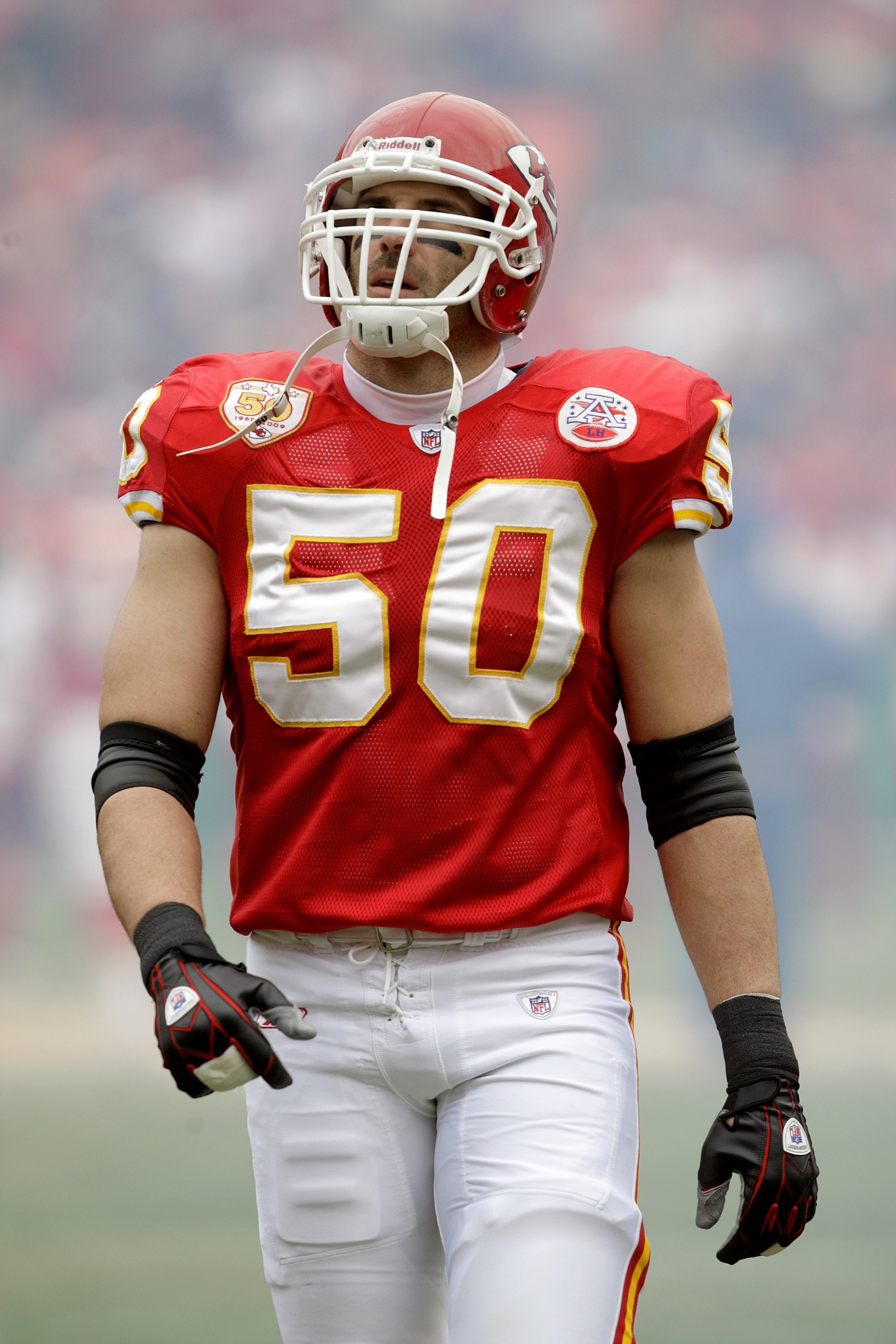 KANSAS CITY, MO - DECEMBER 6: Mike Vrabel #50 of the Kansas City Chiefs looks on during warm-up prior to their NFL game against the Denver Broncos on December 6, 2009 at Arrowhead Stadium in Kansas City, Missouri. The Broncos defeated the Chiefs 44-13. ( KANSAS CITY, MO - DECEMBER 6: Mike Vrabel #50 of the Kansas City Chiefs looks on during warm-up prior to their NFL game against the Denver Broncos on December 6, 2009 at Arrowhead Stadium in Kansas City, Missouri. The Broncos defeated the Chiefs 44-13. (
