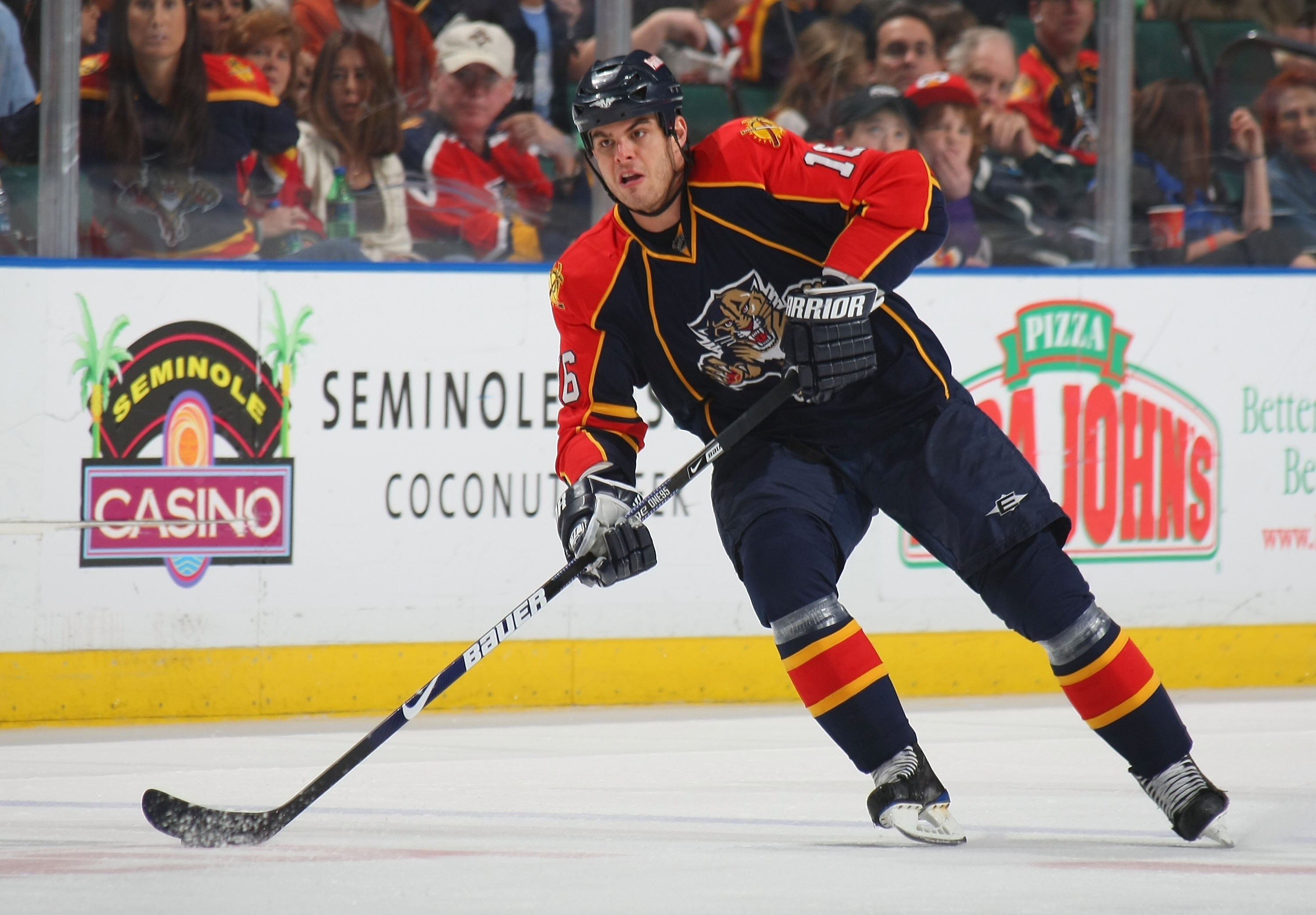 SUNRISE, FL - FEBRUARY 15:  Nathan Horton #16 of the Florida Panthers skates against the Washington Capitals on February 15, 2009 at the BankAtlantic Center in Sunrise, Florida.  (Photo by Bruce Bennett/Getty Images)