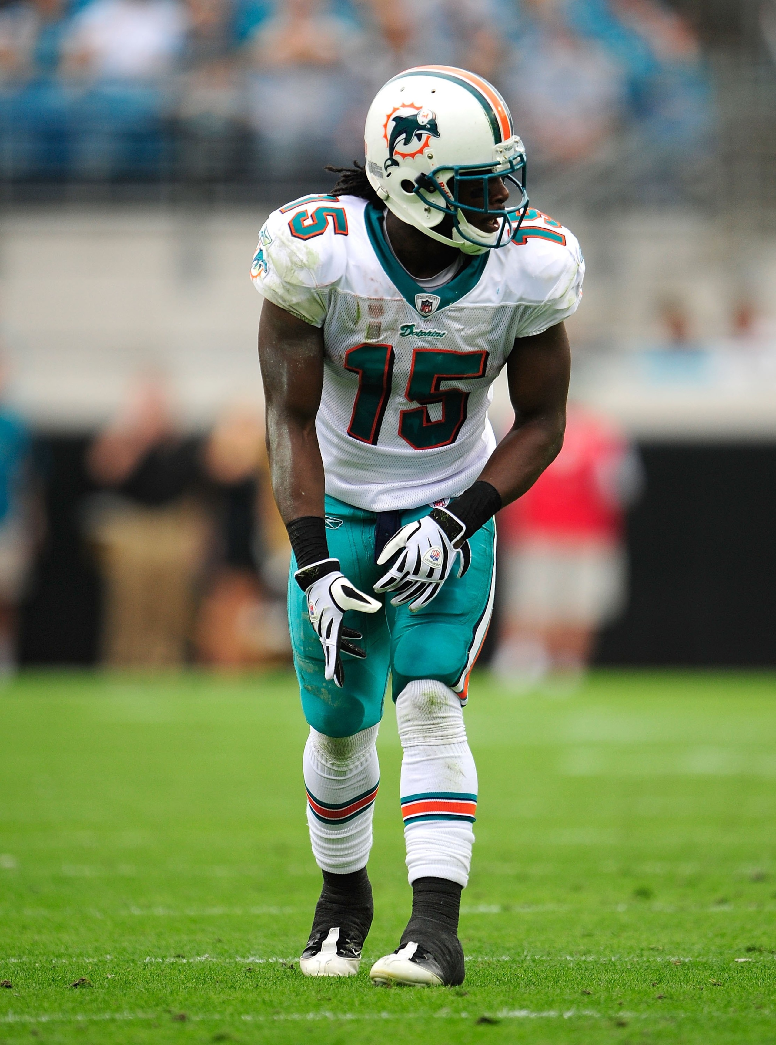 JACKSONVILLE, FL - DECEMBER 13:  Davonne Bess #15 of the Miami Dolphins lines up during the game against the Jacksonville Jaguars at Jacksonville Municipal Stadium on December 13, 2009 in Jacksonville, Florida.  (Photo by Sam Greenwood/Getty Images)