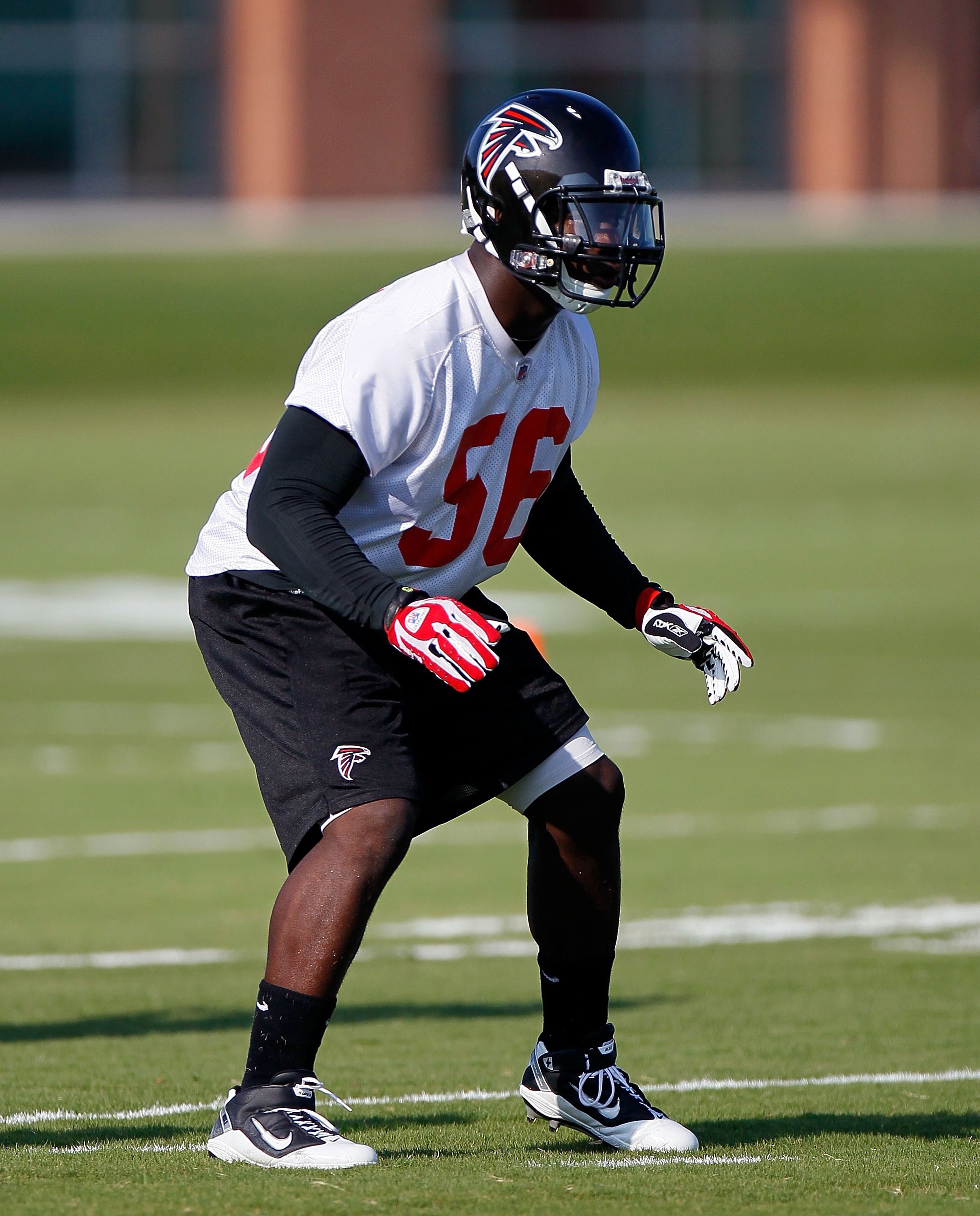 FLOWERY BRANCH, GA - JULY 30:  Sean Weatherspoon #56 of the Atlanta Falcons runs drills during opening day of training camp on July 30, 2010 at the Falcons Training Complex in Flowery Branch, Georgia.  (Photo by Kevin C. Cox/Getty Images)