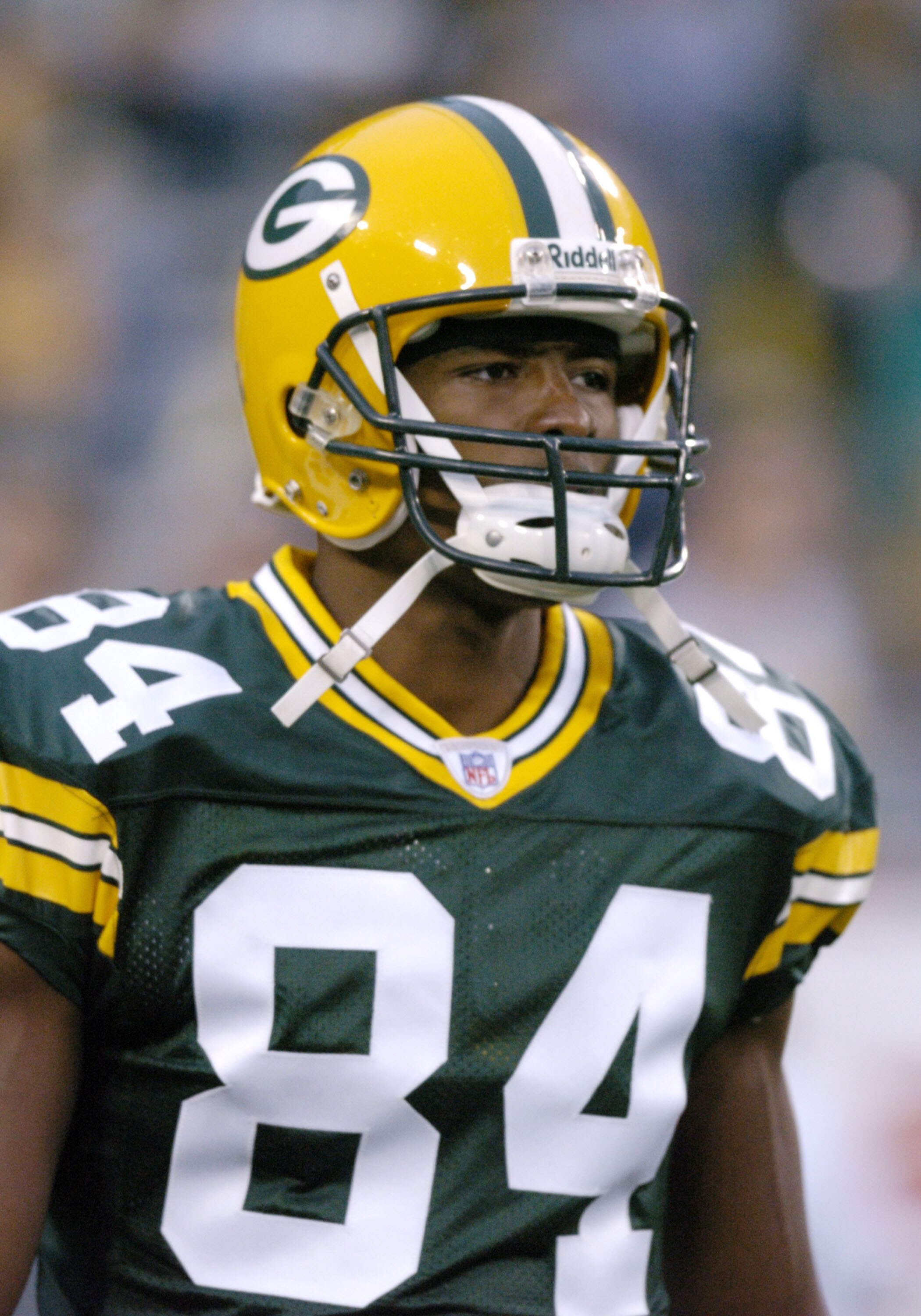 Green Bay Packers wide receiver Javon Walker  sets for play   at Lambeau Field against the Seattle Seahawks August 16, 2004.  (Photo by Al Messerschmidt/Getty Images)