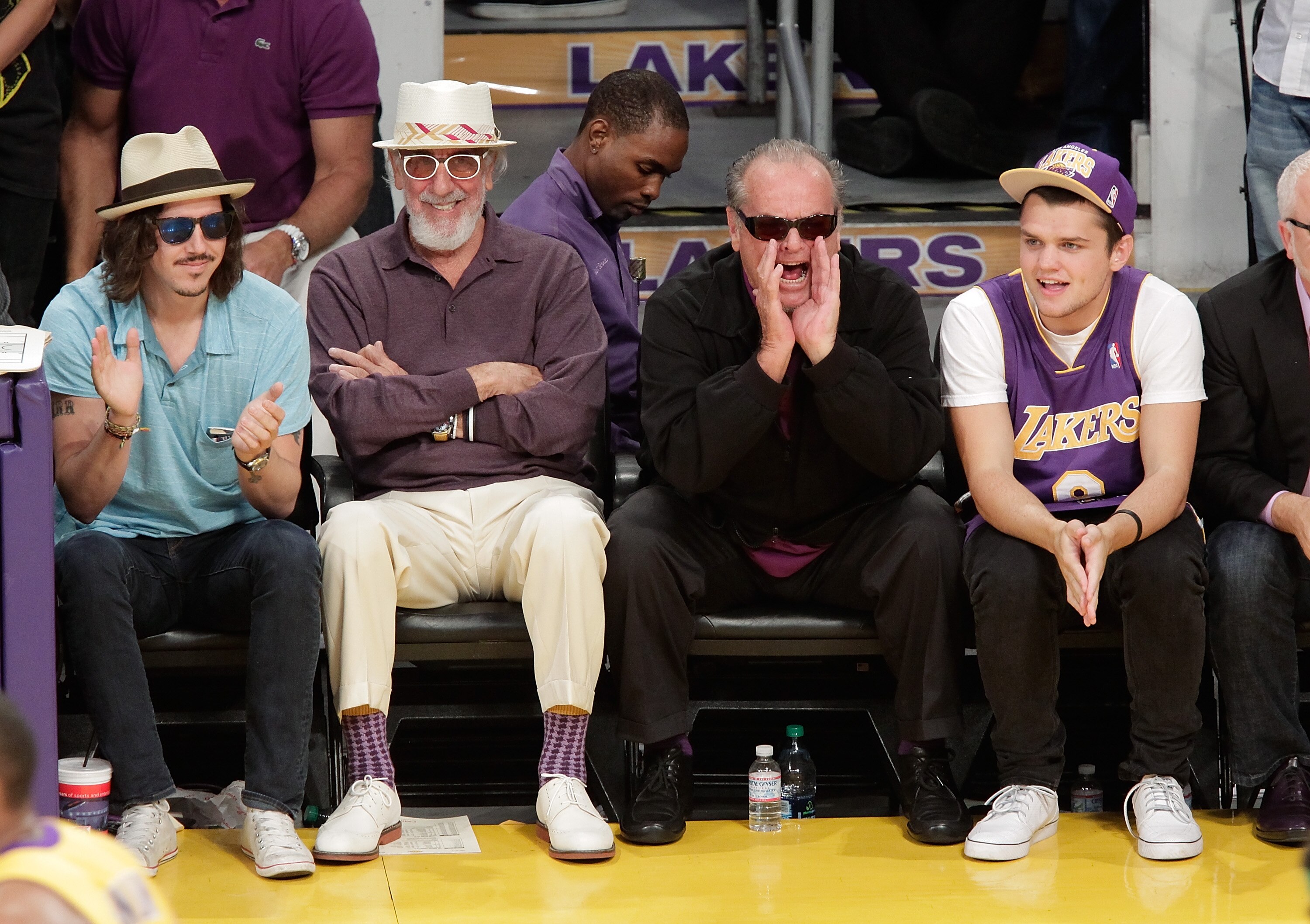 LOS ANGELES, CA - JUNE 17:  (L-R)  Cisco Adler, Lou Adler, Jack Nicholson and  Raymond Nicholson attend Game Seven of the NBA playoff finals between the Boston Celtics and the Los Angeles Lakers during the 2010 NBA Playoff at Staples Center on June 17, 20