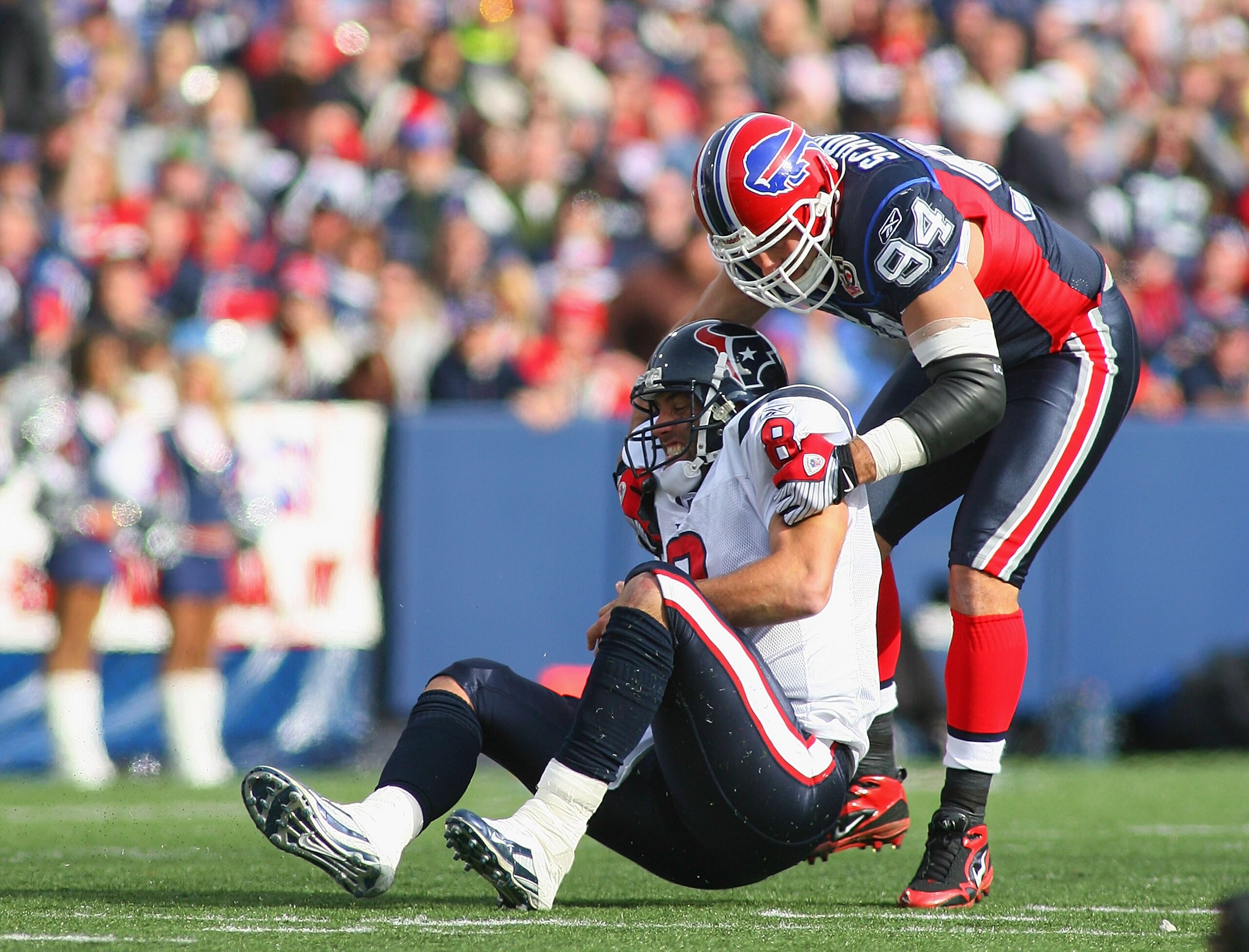 ORCHARD PARK, NY - NOVEMBER 01: Matt Schaub #8 of the Houston Texans is sacked by Aaron Schobel #94 of the Buffalo Bills at Ralph Wilson Stadium on November 1, 2009 in Orchard Park, New York.  (Photo by Rick Stewart/Getty Images)