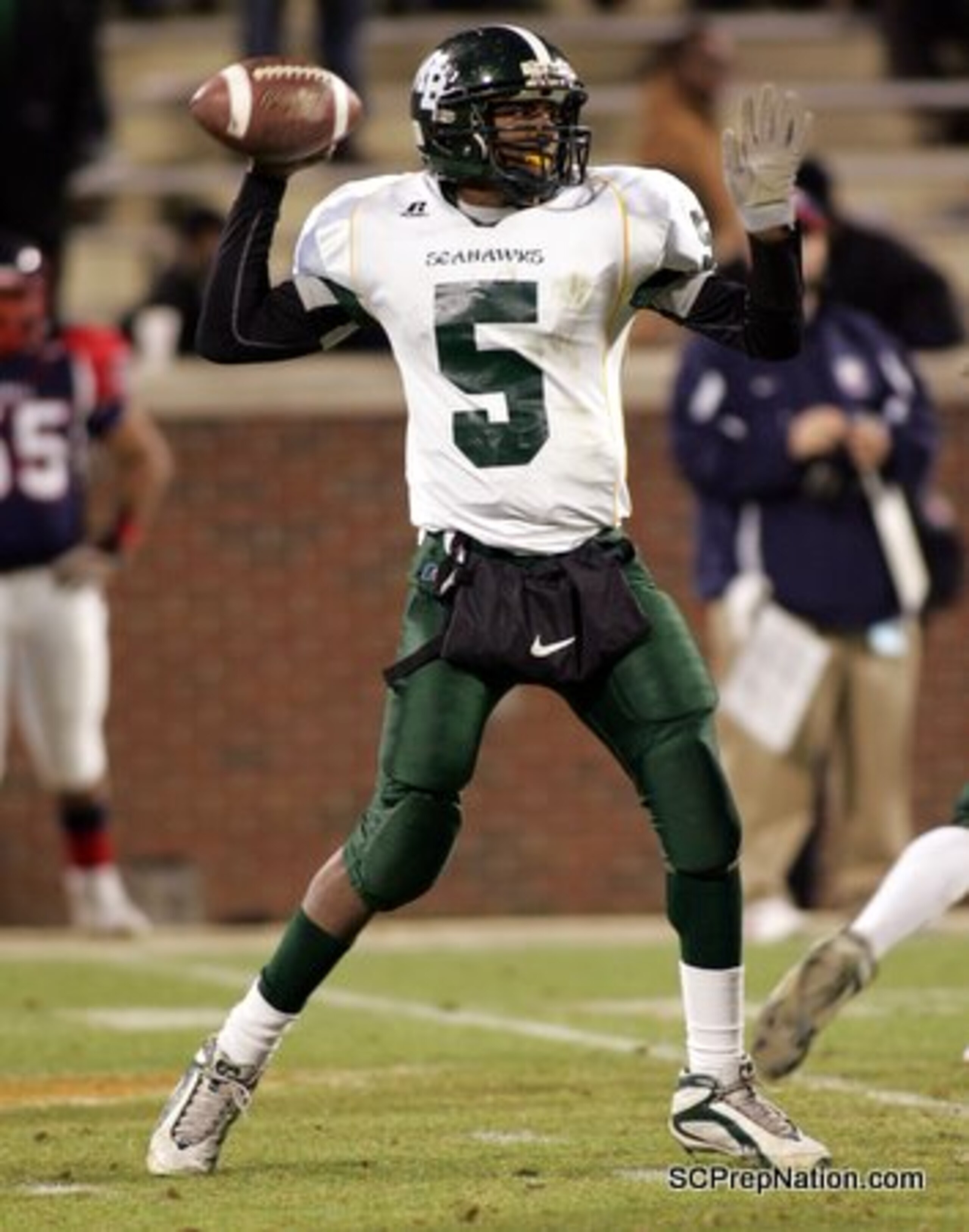 QB/ATH Everett Golson competed in the Elite 11 camp and was praised for his innovative play.