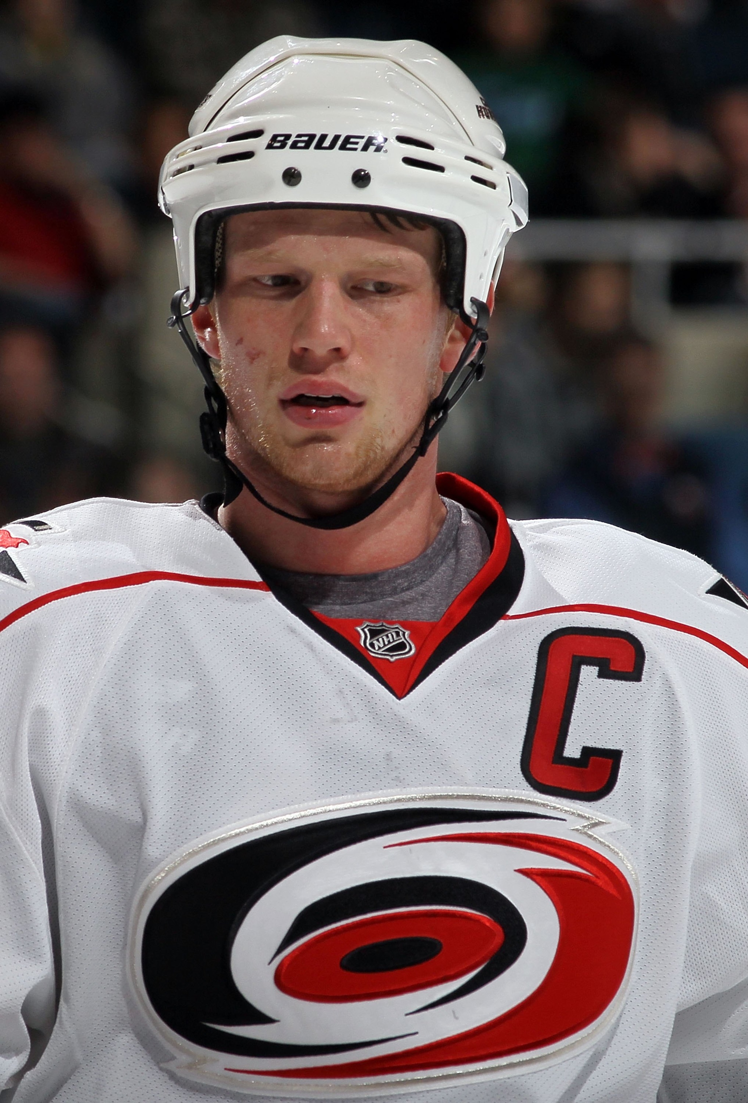 UNIONDALE, NY - FEBRUARY 06:  Eric Staal #12 of the Carolina Hurricanes skates against the New York Islanders on February 6, 2010 at Nassau Coliseum in Uniondale, New York.  (Photo by Jim McIsaac/Getty Images)