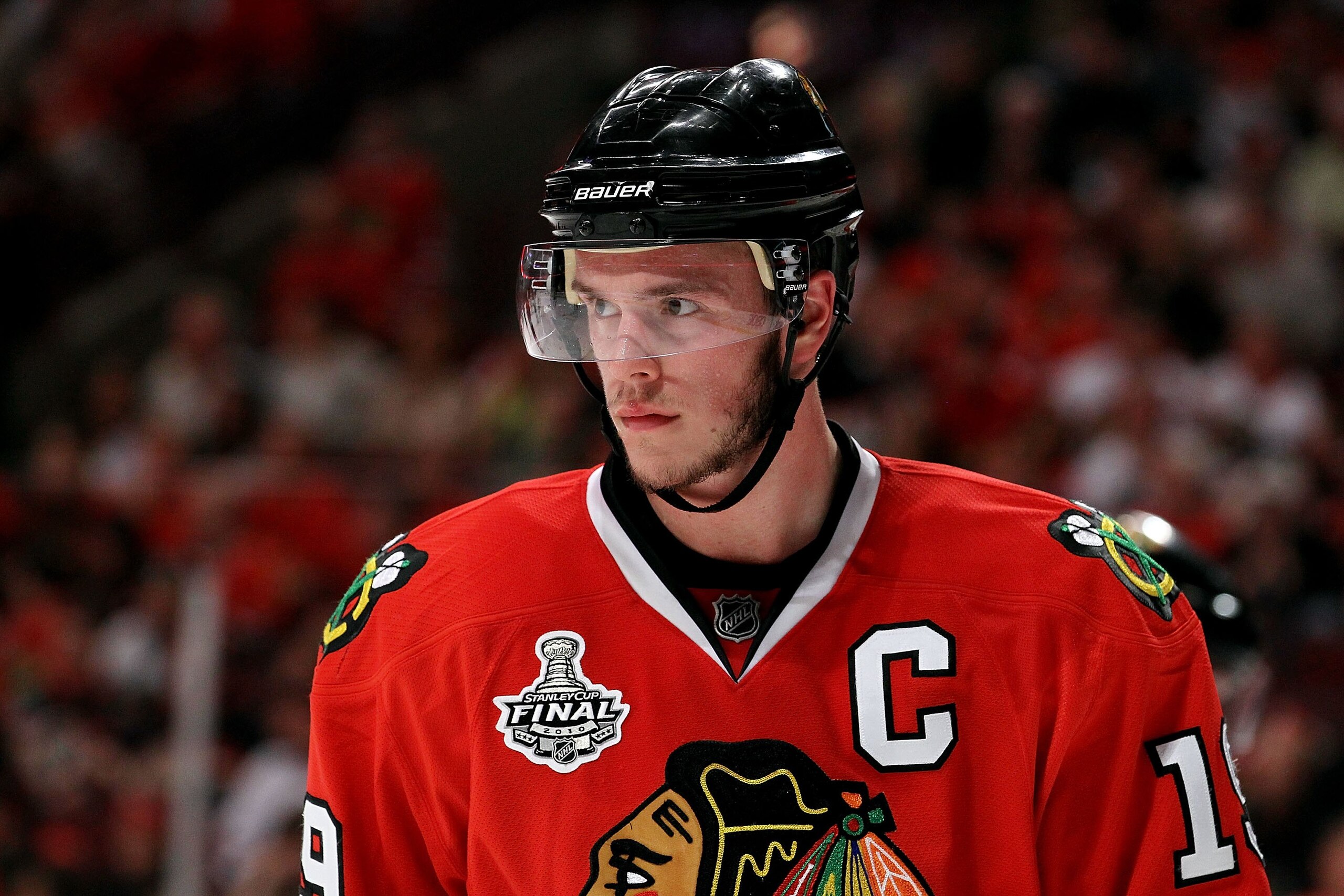 CHICAGO - MAY 29:  Jonathan Toews #19 of the Chicago Blackhawks looks on against the Philadelphia Flyers in Game One of the 2010 NHL Stanley Cup Final at the United Center on May 29, 2010 in Chicago, Illinois.  (Photo by Bruce Bennett/Getty Images)