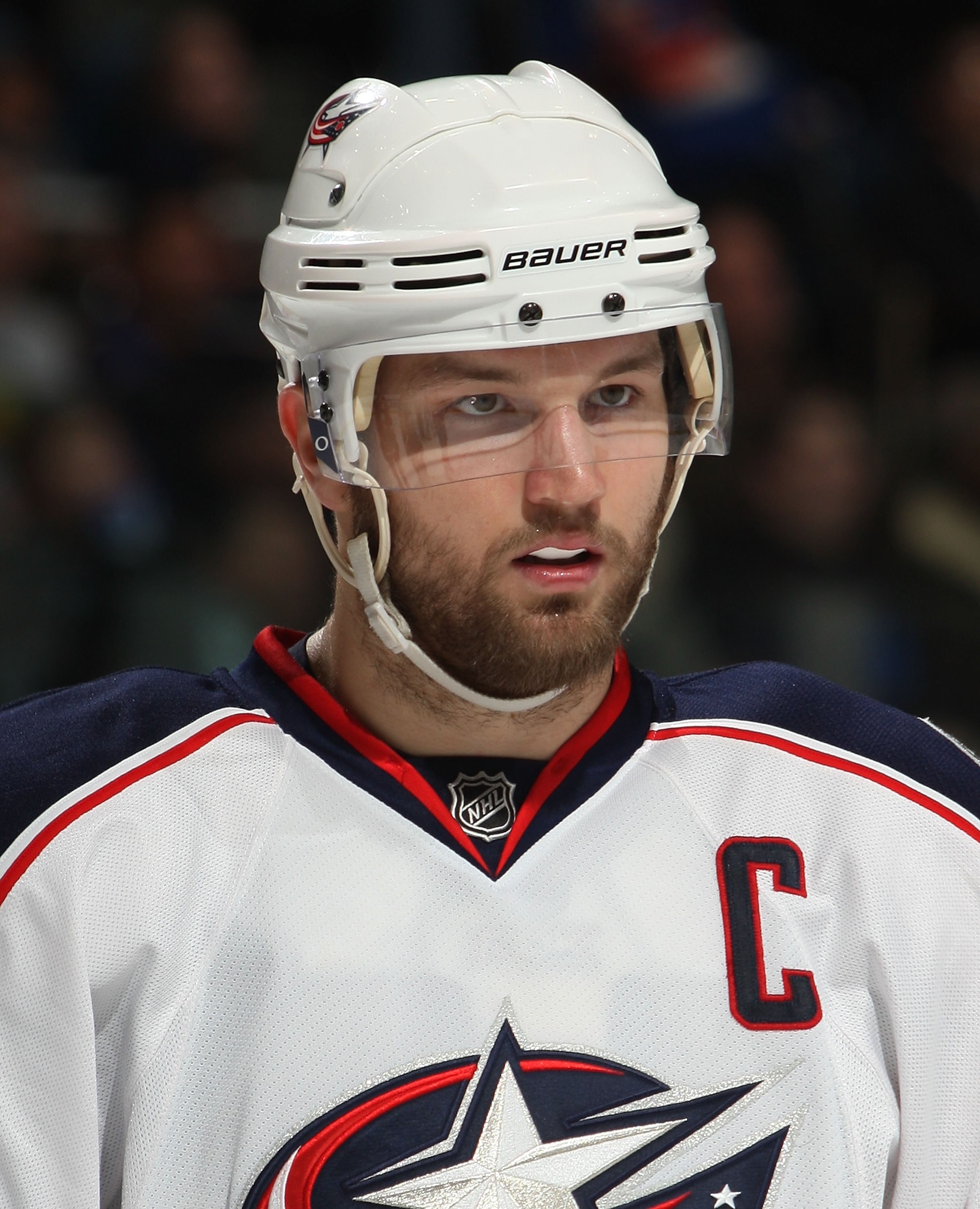 UNIONDALE, NY - DECEMBER 29:  Rick Nash #61 of the Columbus Blue Jackets skates against the New York Islanders at the Nassau Coliseum on December 29, 2009 in Uniondale, New York.  (Photo by Bruce Bennett/Getty Images)
