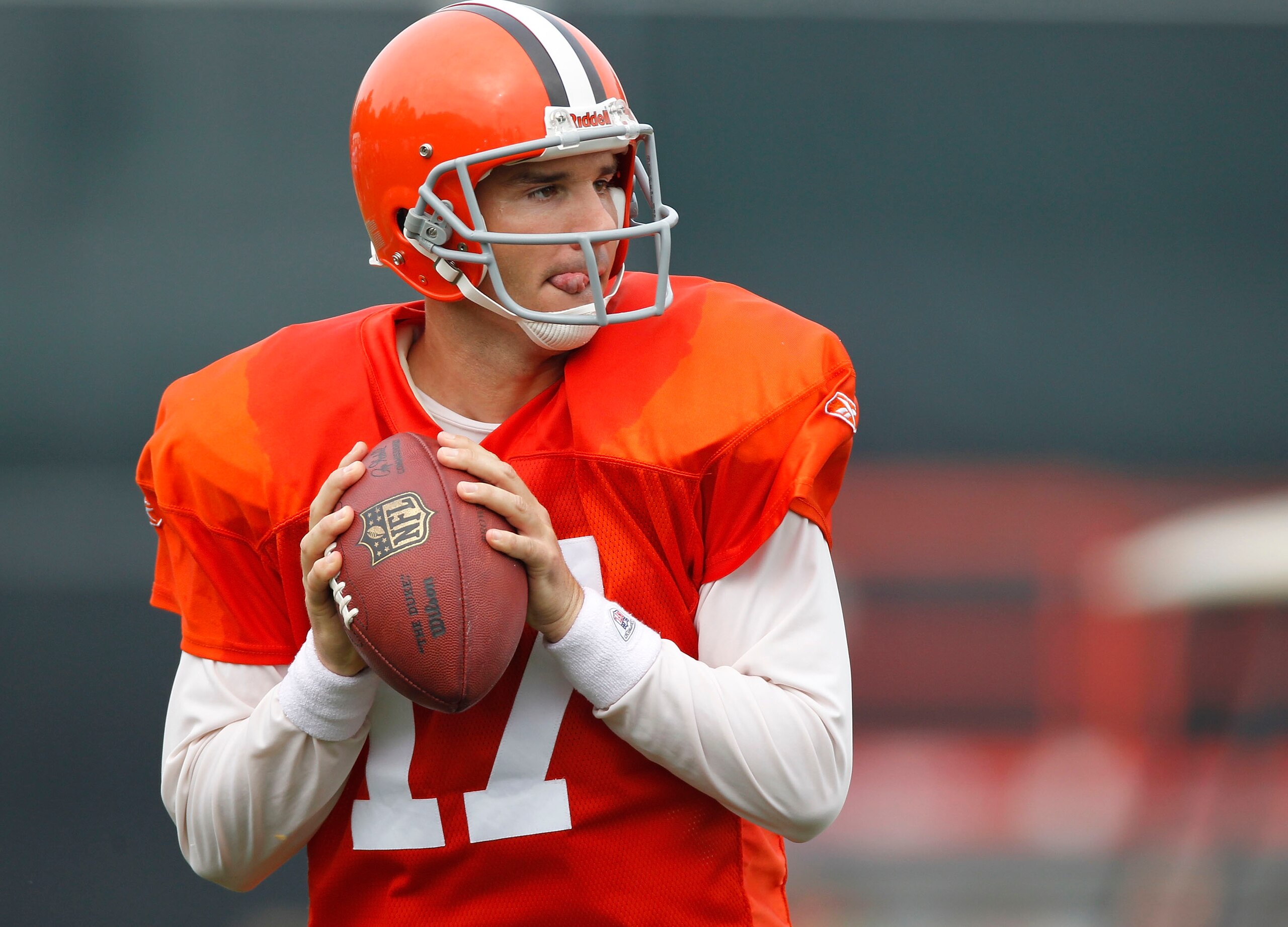 BEREA, OH - AUGUST 04:  Jake Delhomme #17 of the Cleveland Browns gets ready to throw a pass during training camp at the Cleveland Browns Training and Administrative Complex on August 4, 2010 in Berea, Ohio.  (Photo by Gregory Shamus/Getty Images)