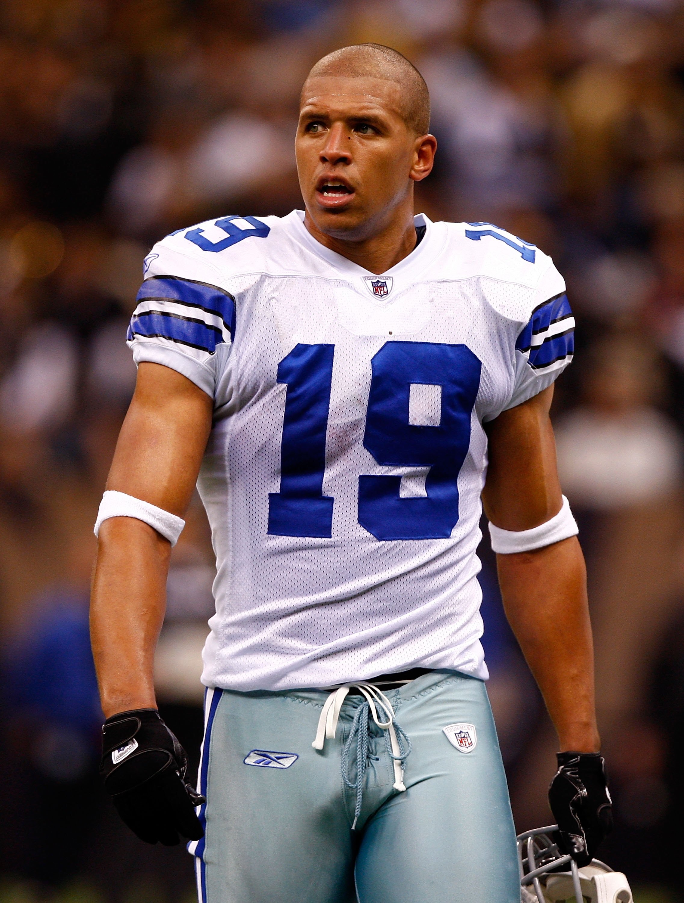 NEW ORLEANS - DECEMBER 19:  Miles Austin #19 of the Dallas Cowboys is seen on the field during the game against the New Orleans Saints at the Louisiana Superdome on December 19, 2009 in New Oleans, Louisiana.  (Photo by Scott Halleran/Getty Images)